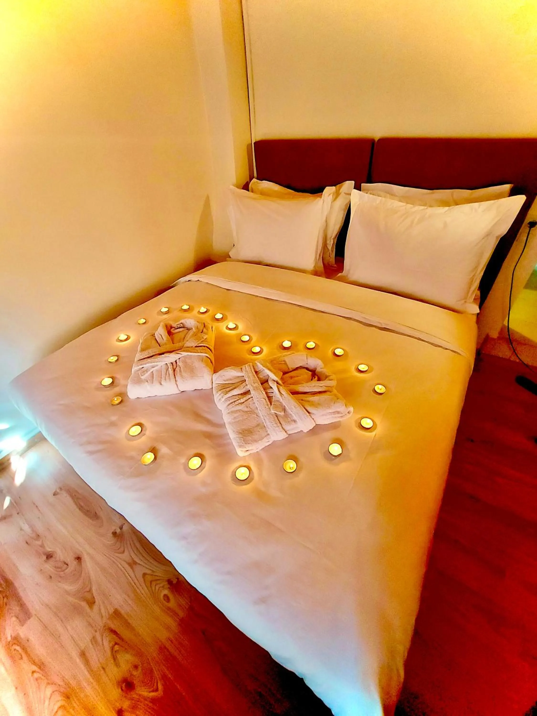 Bed in Mates Port Hotel