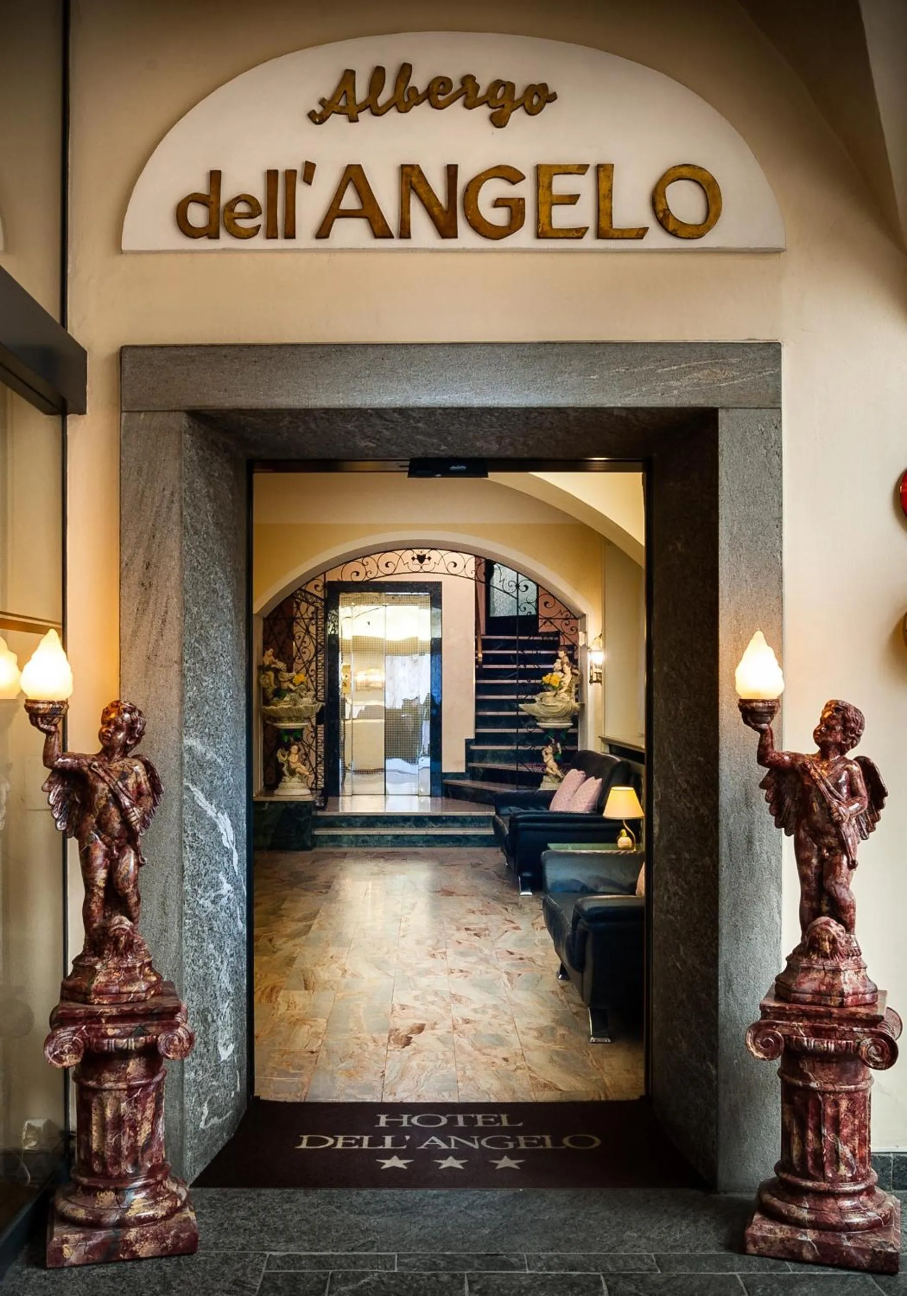Facade/entrance in Residenze dell'Angelo