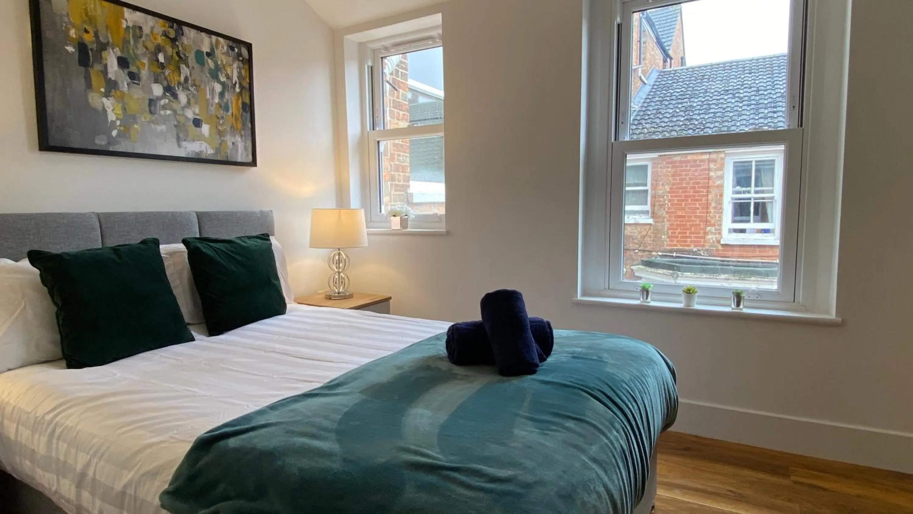 De Parys Serviced Flat in Bedford 4