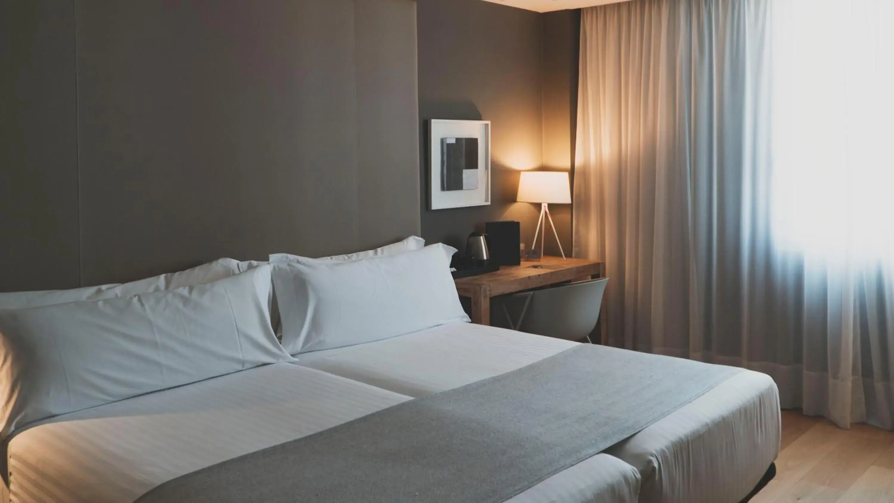 Photo of the whole room, Bed in Zenit Conde de Orgaz Photo of the whole room, Bed in Zenit Conde de Orgaz