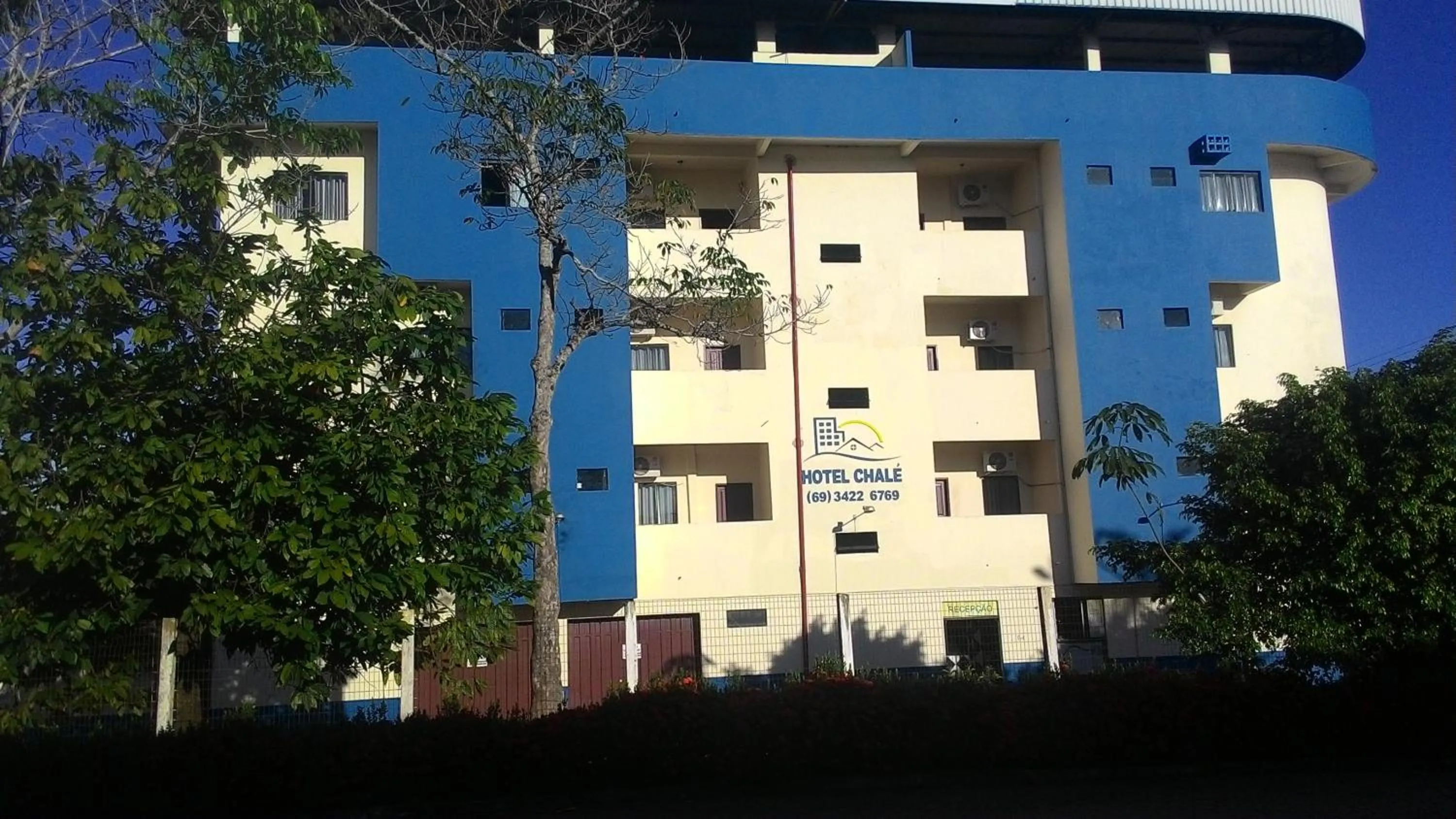 Facade/entrance in Hotel Chalé Ji-Parana