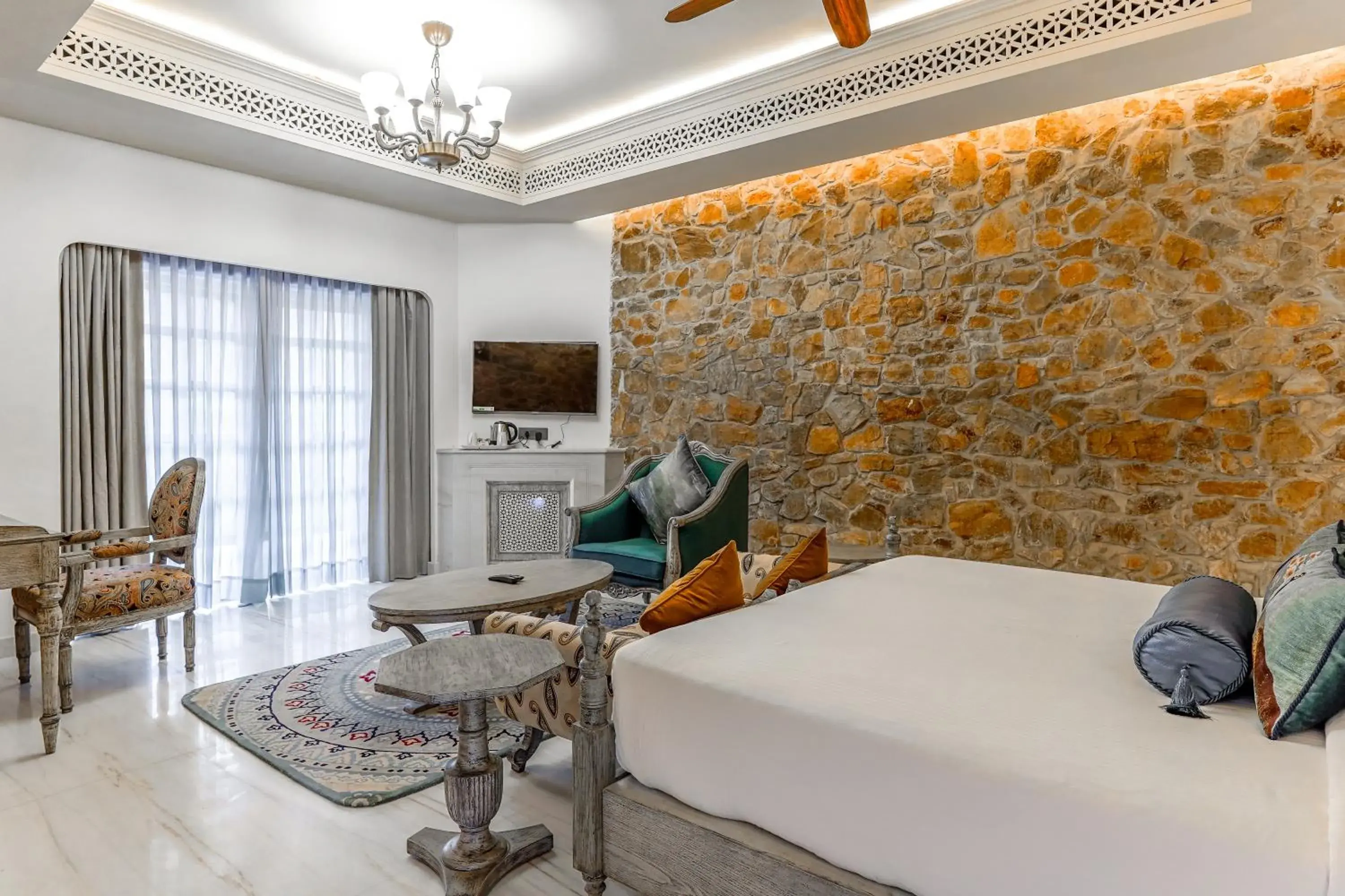 Bed in Juna Mahal Jungle Resort Ranthambore Bed in Juna Mahal Jungle Resort Ranthambore