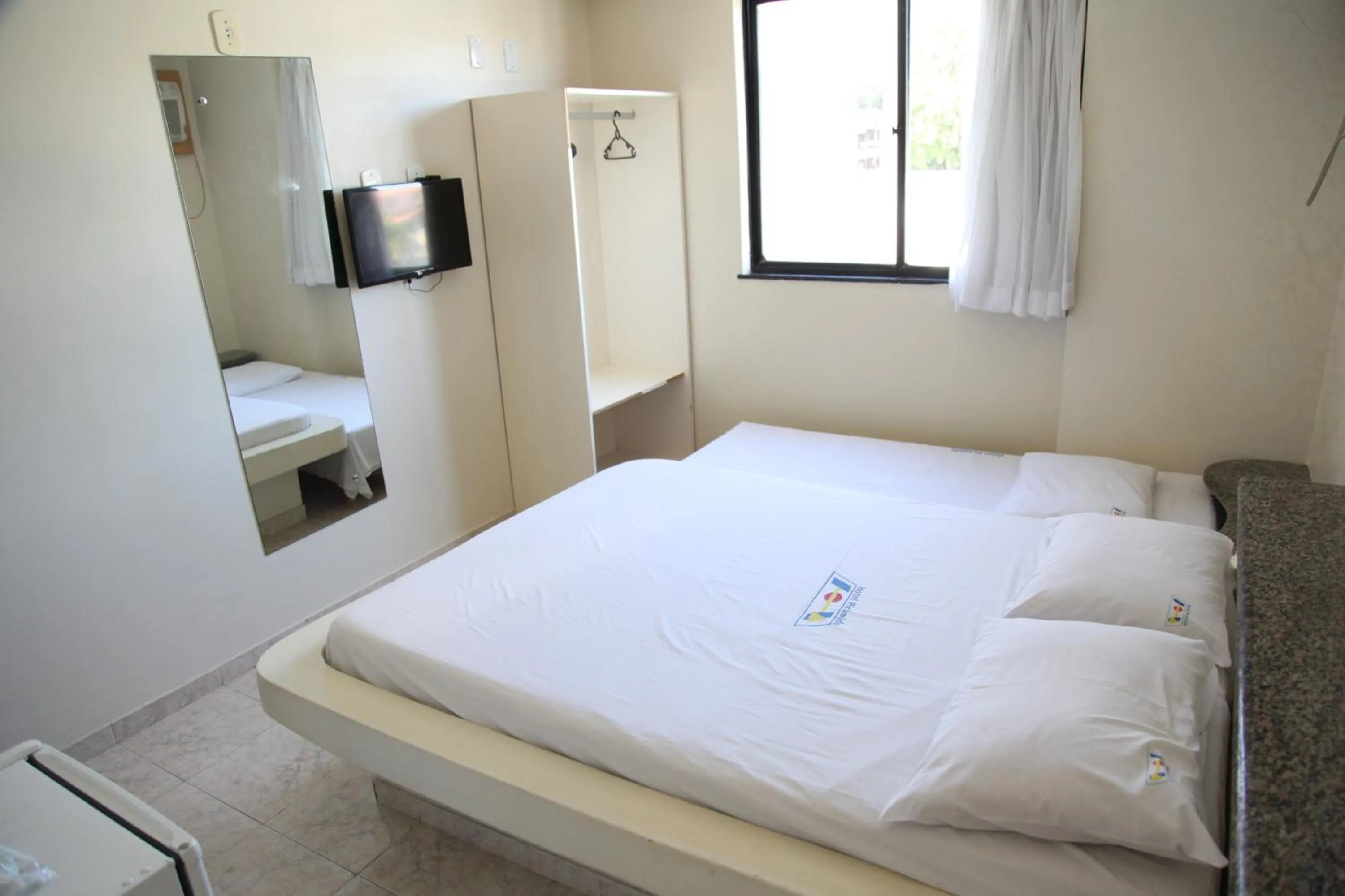 Bed in Hotel Piramide Pituba - Av Paulo VI