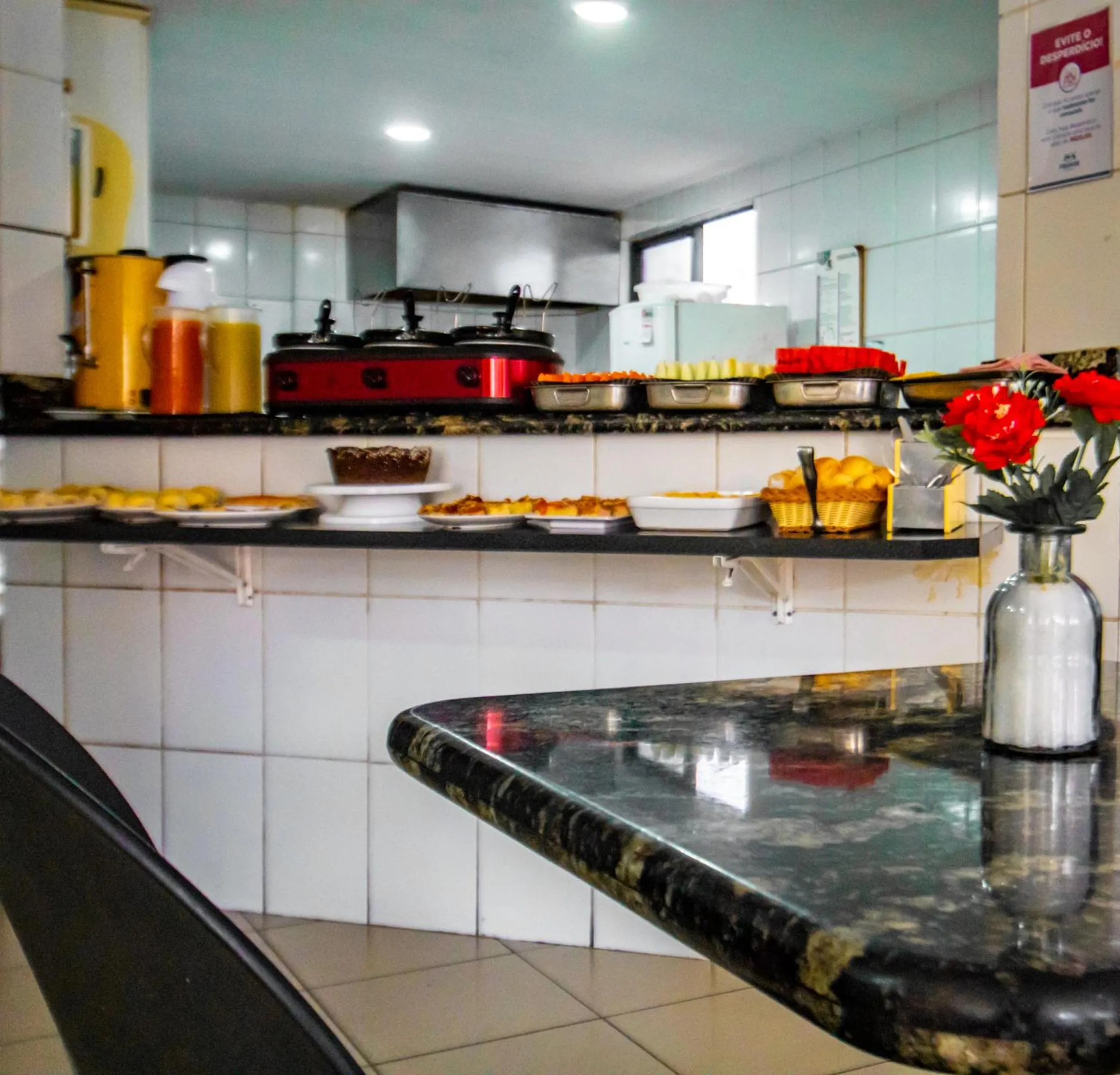 Food and drinks in Hotel Piramide Pituba - Av Paulo VI