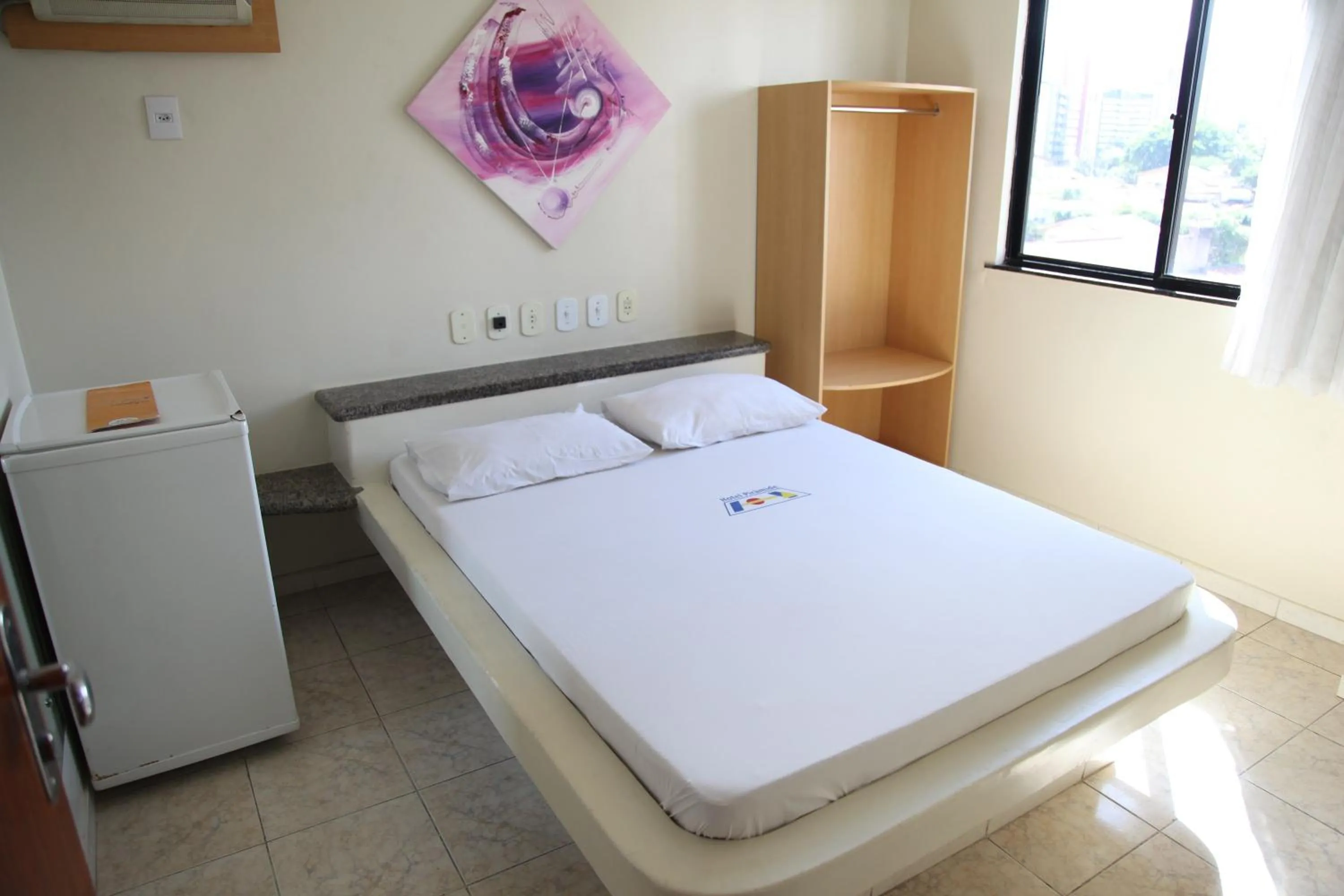 Photo of the whole room, Bed in Hotel Piramide Pituba - Av Paulo VI