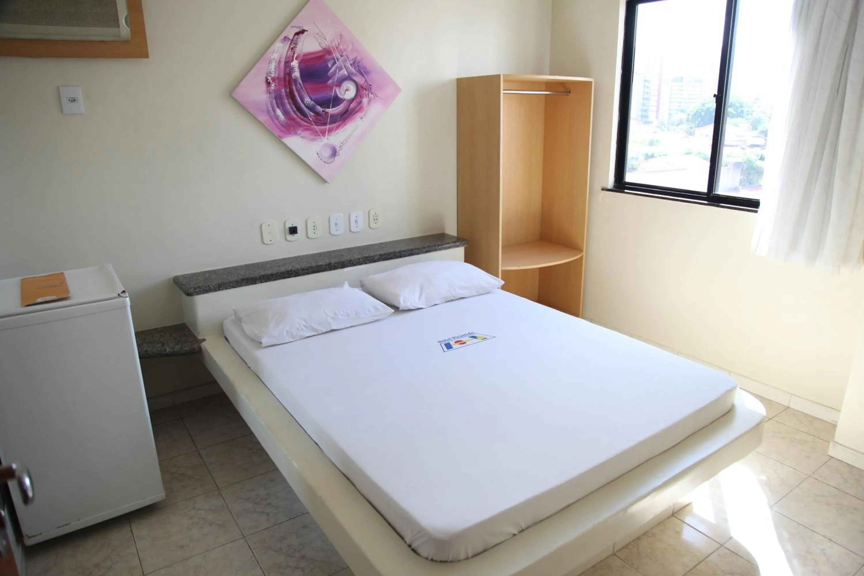 Photo of the whole room, Bed in Hotel Piramide Pituba - Av Paulo VI
