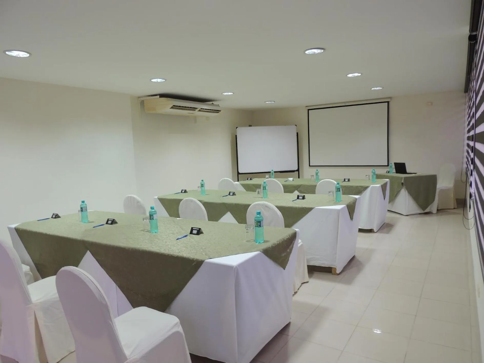 Meeting/conference room in Hotel Club del Sol