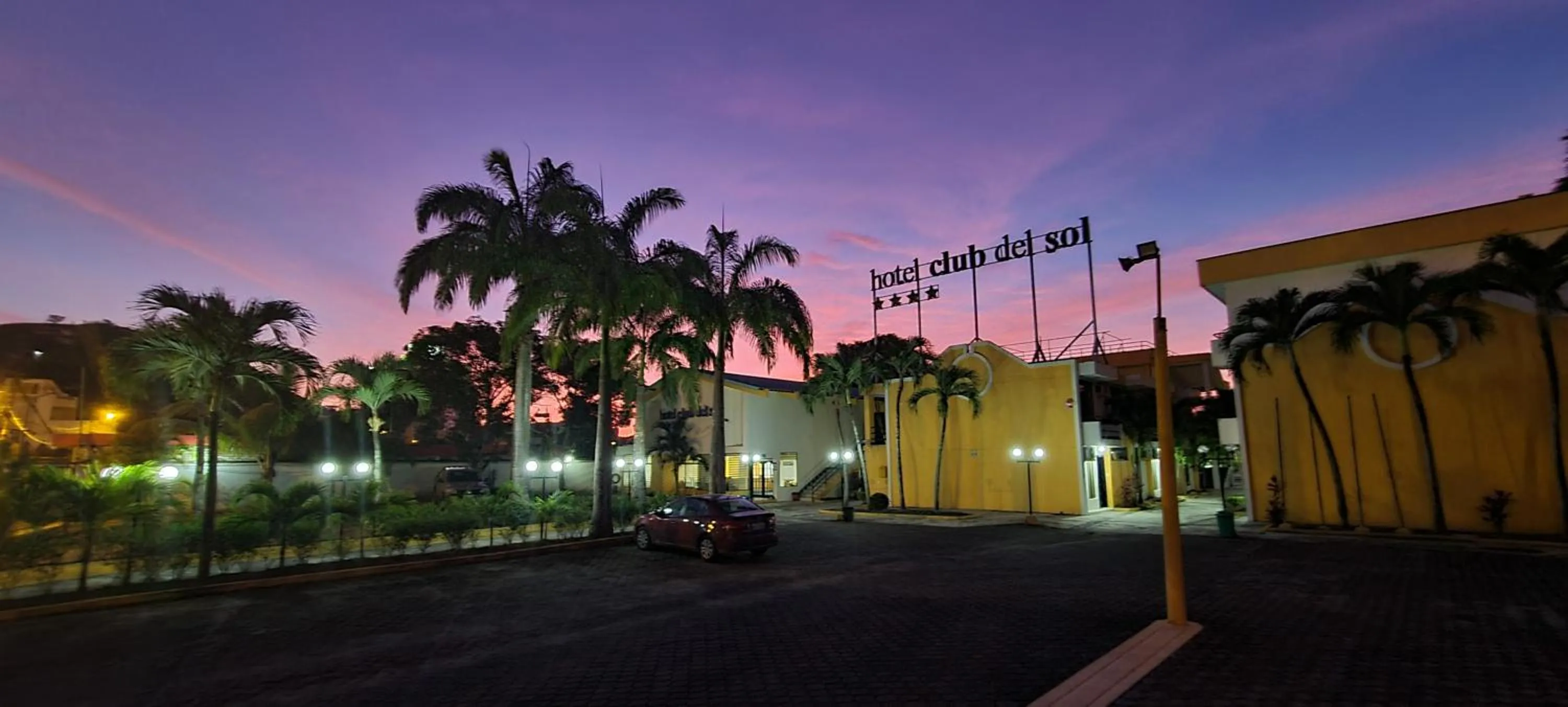 Property building in Hotel Club del Sol