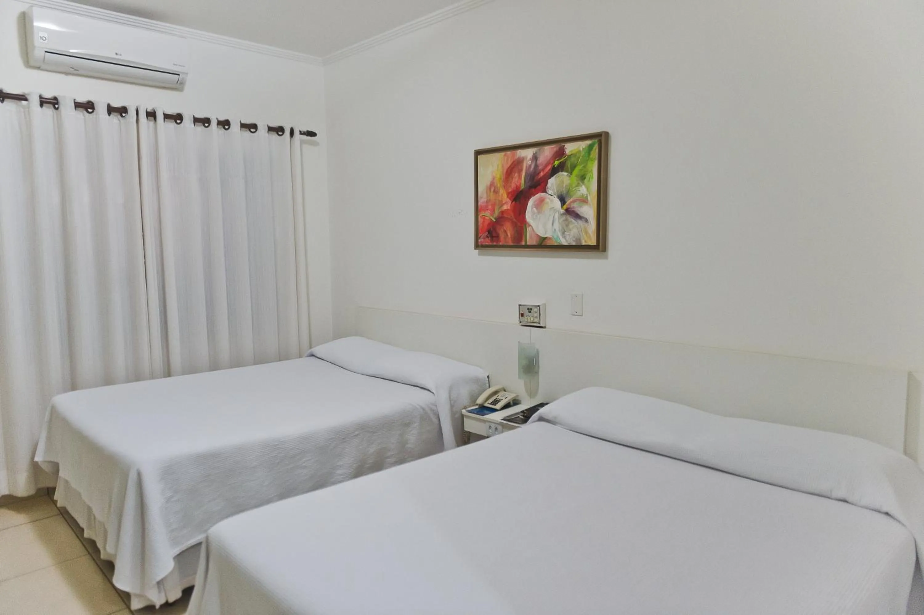 Bed in Hotel Pousada Ourinhos