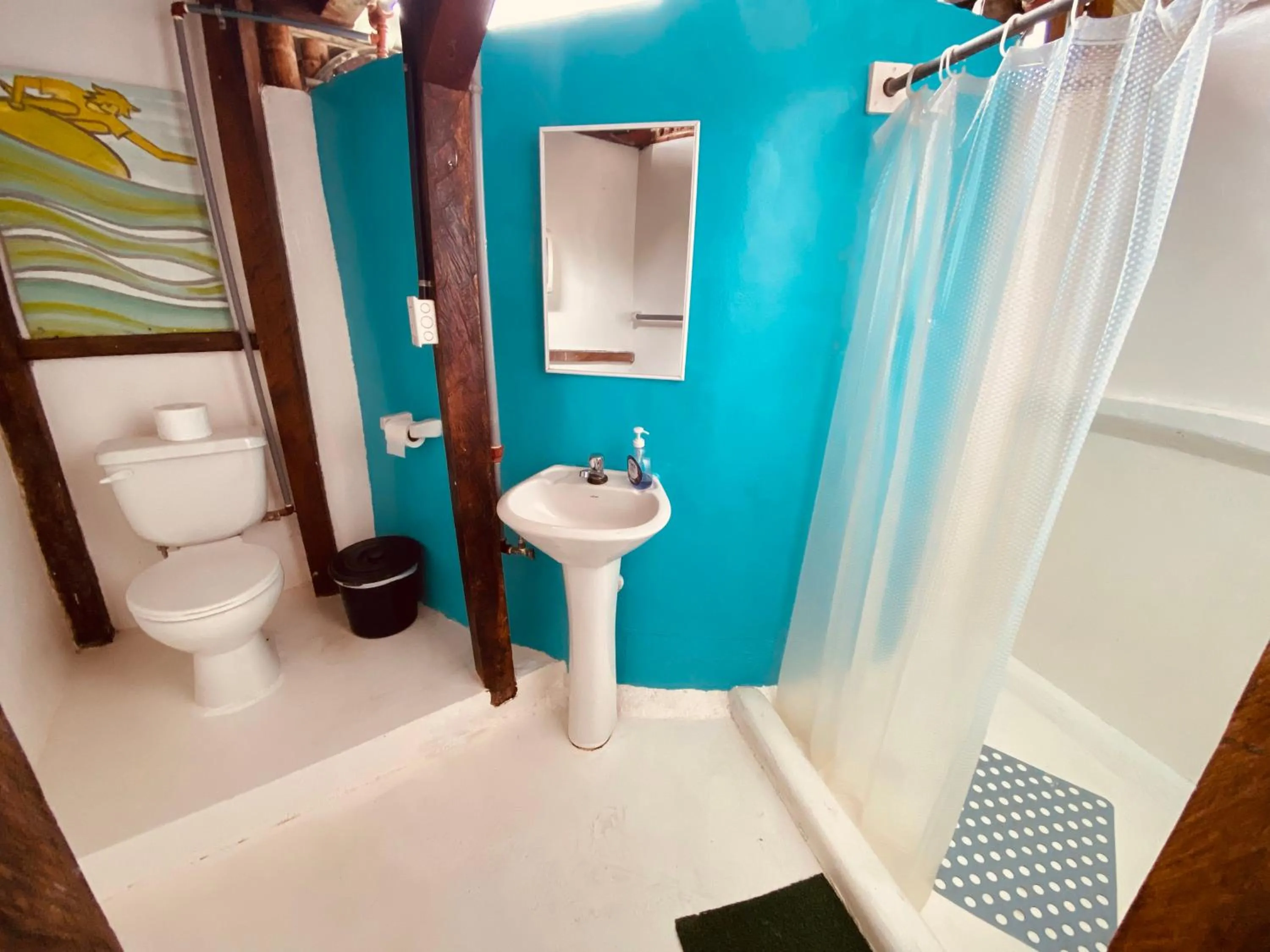 The Mudhouse Hostel Mompiche