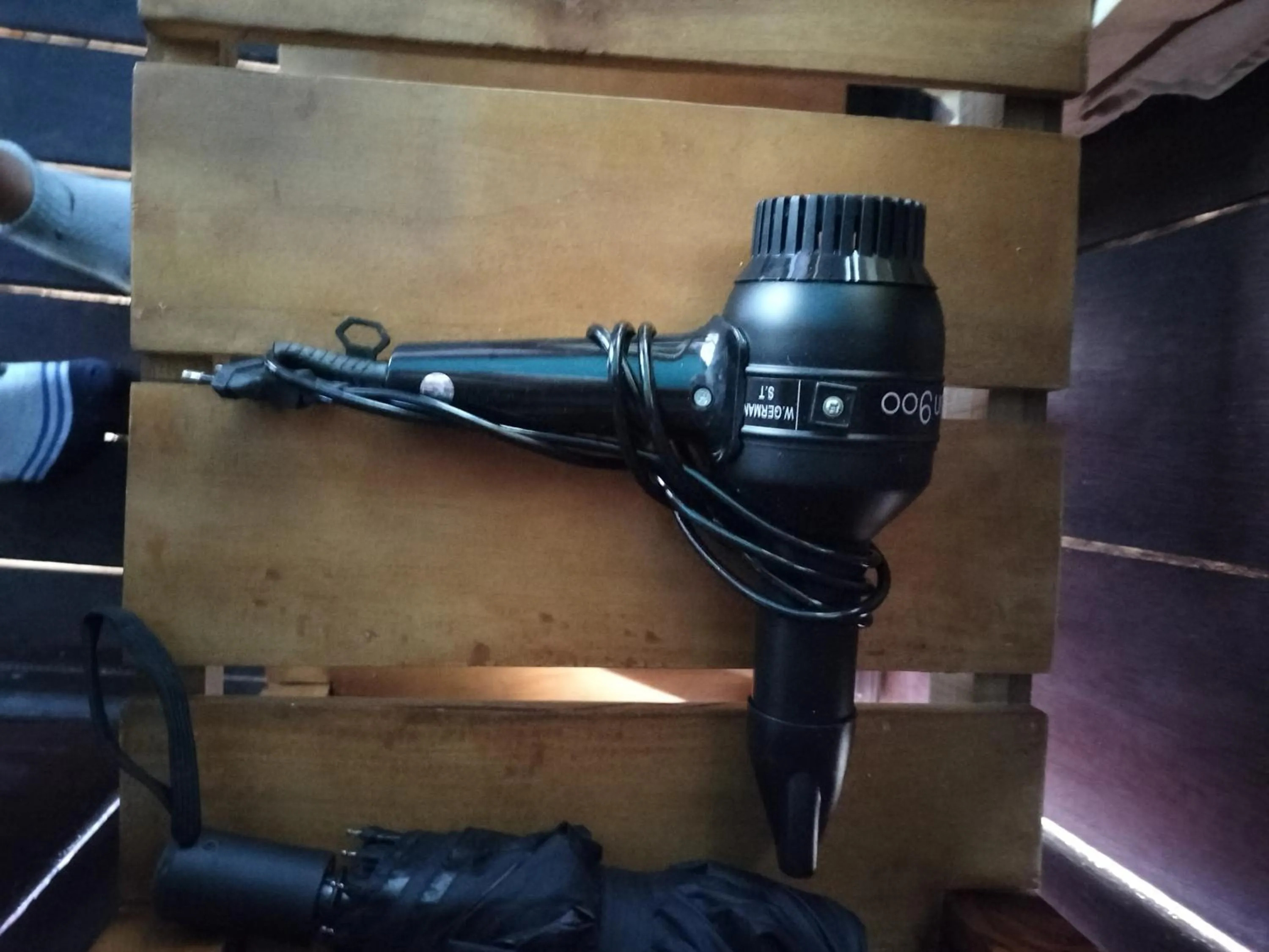 heating in D'kailash Retreat