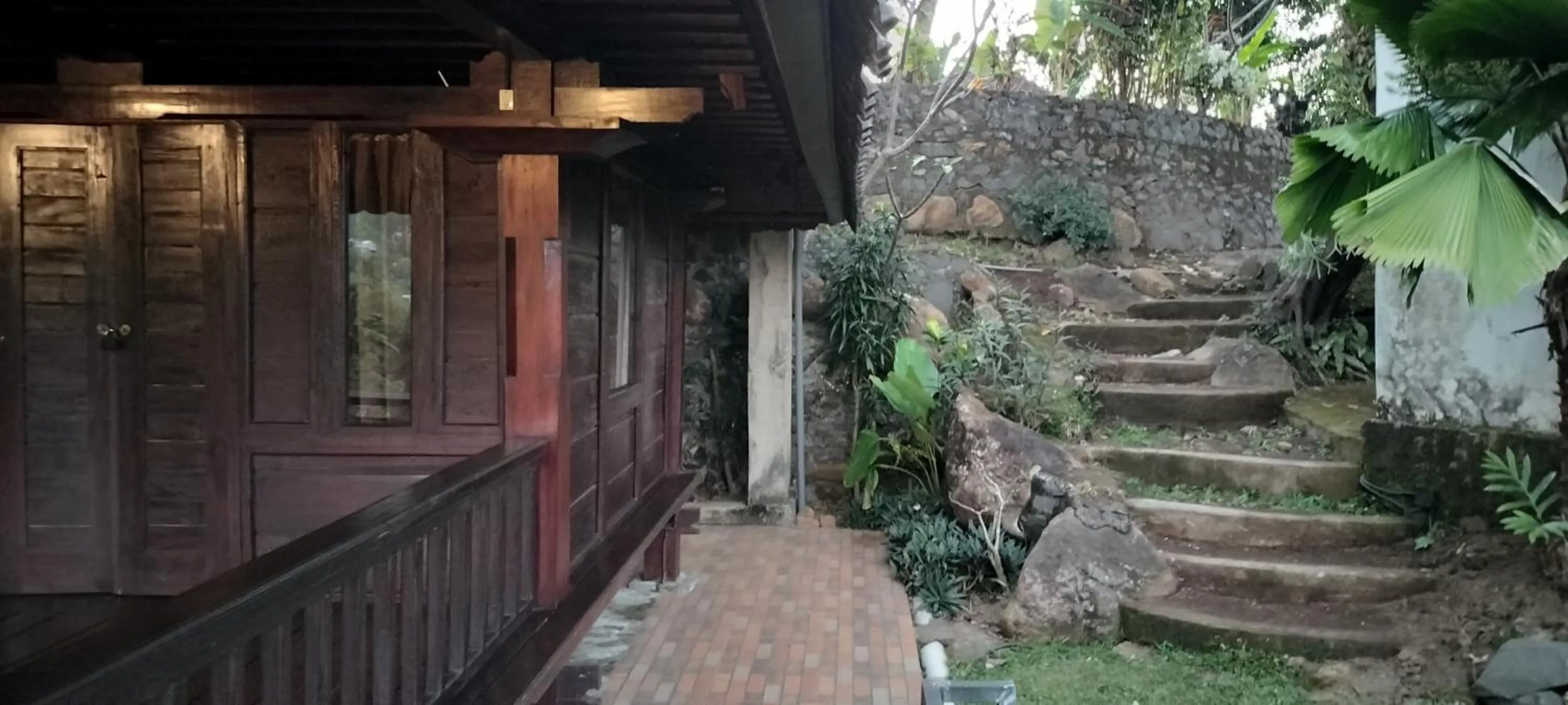 Garden in D'kailash Retreat