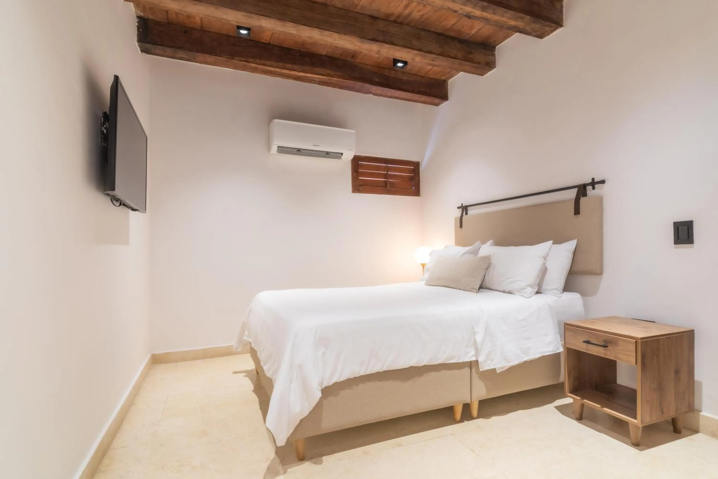 Bedroom, Bed in Hotel Voilá Getsemaní