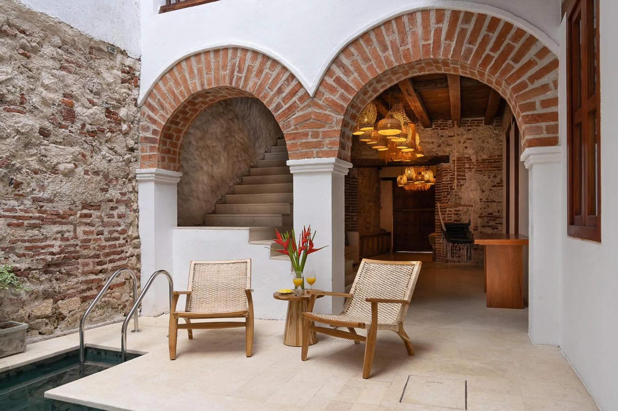 Patio in Hotel Voilá Getsemaní