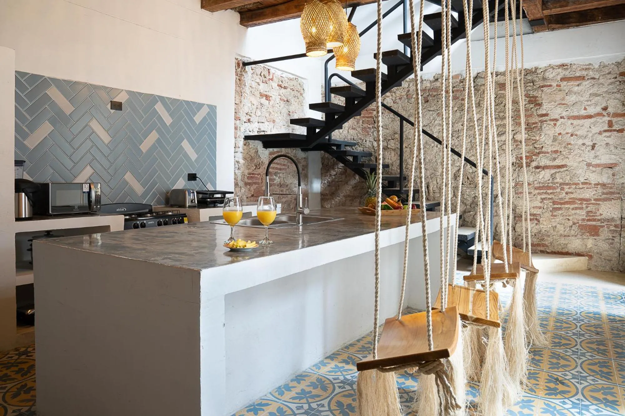 Kitchen or kitchenette in Hotel Voilá Getsemaní