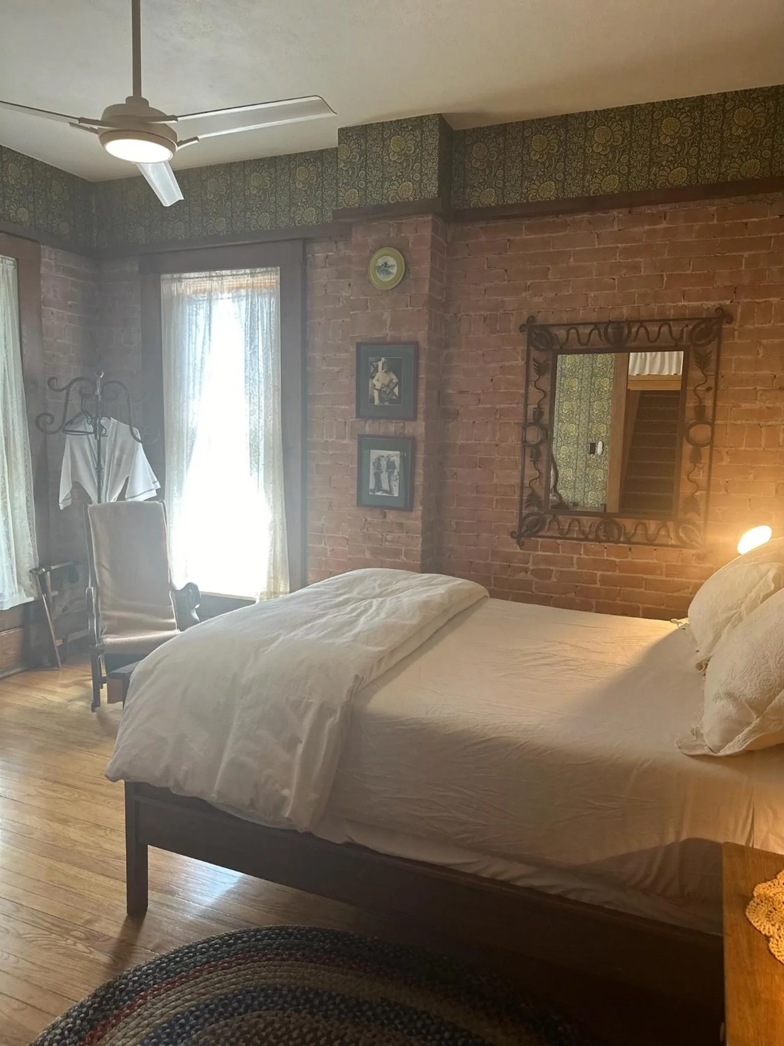 Bedroom, Bed in Gable House Bed and Breakfast Inn