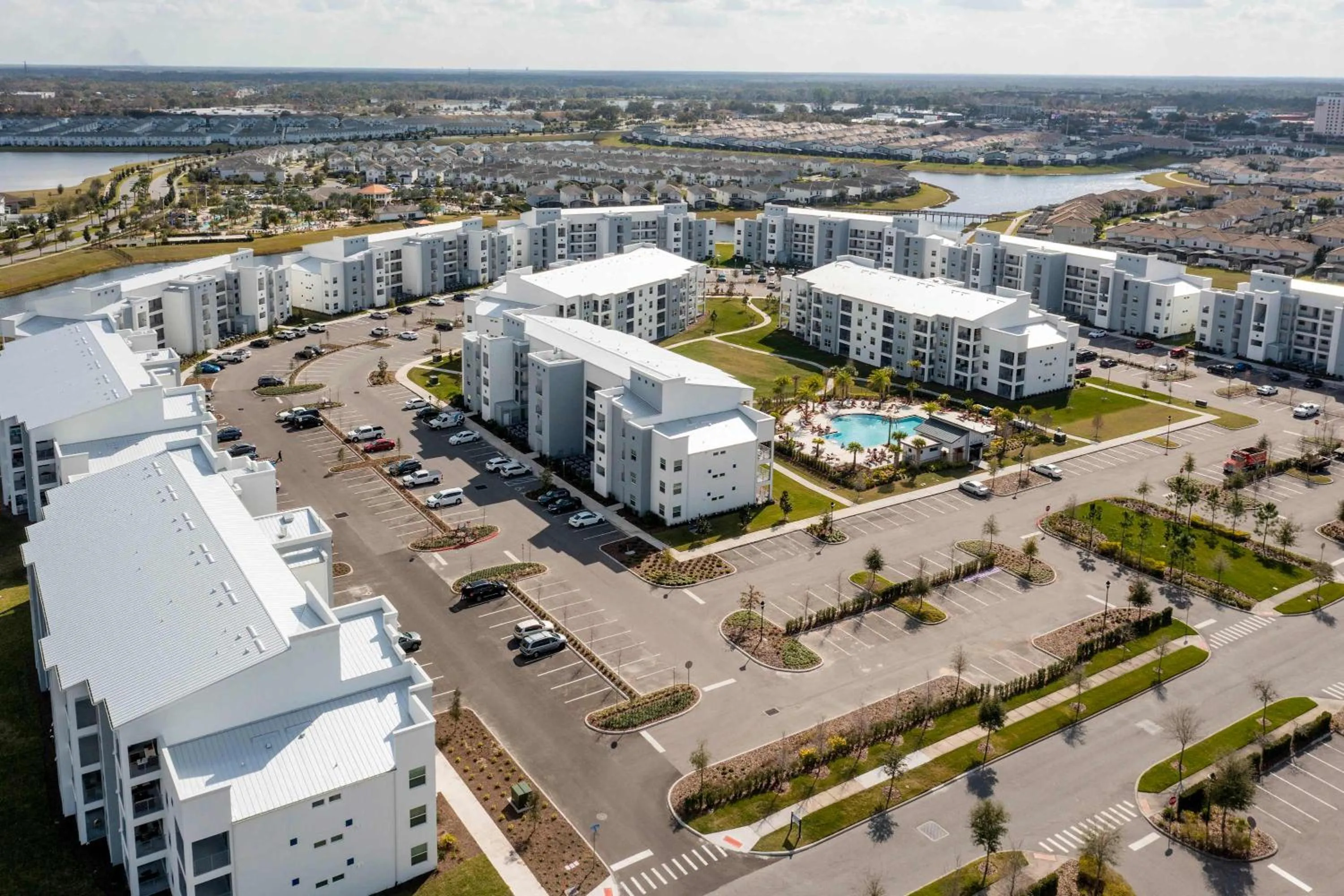 Gorgeous 2Bd Apto Close to Disney @ Storey Lake 404 3191