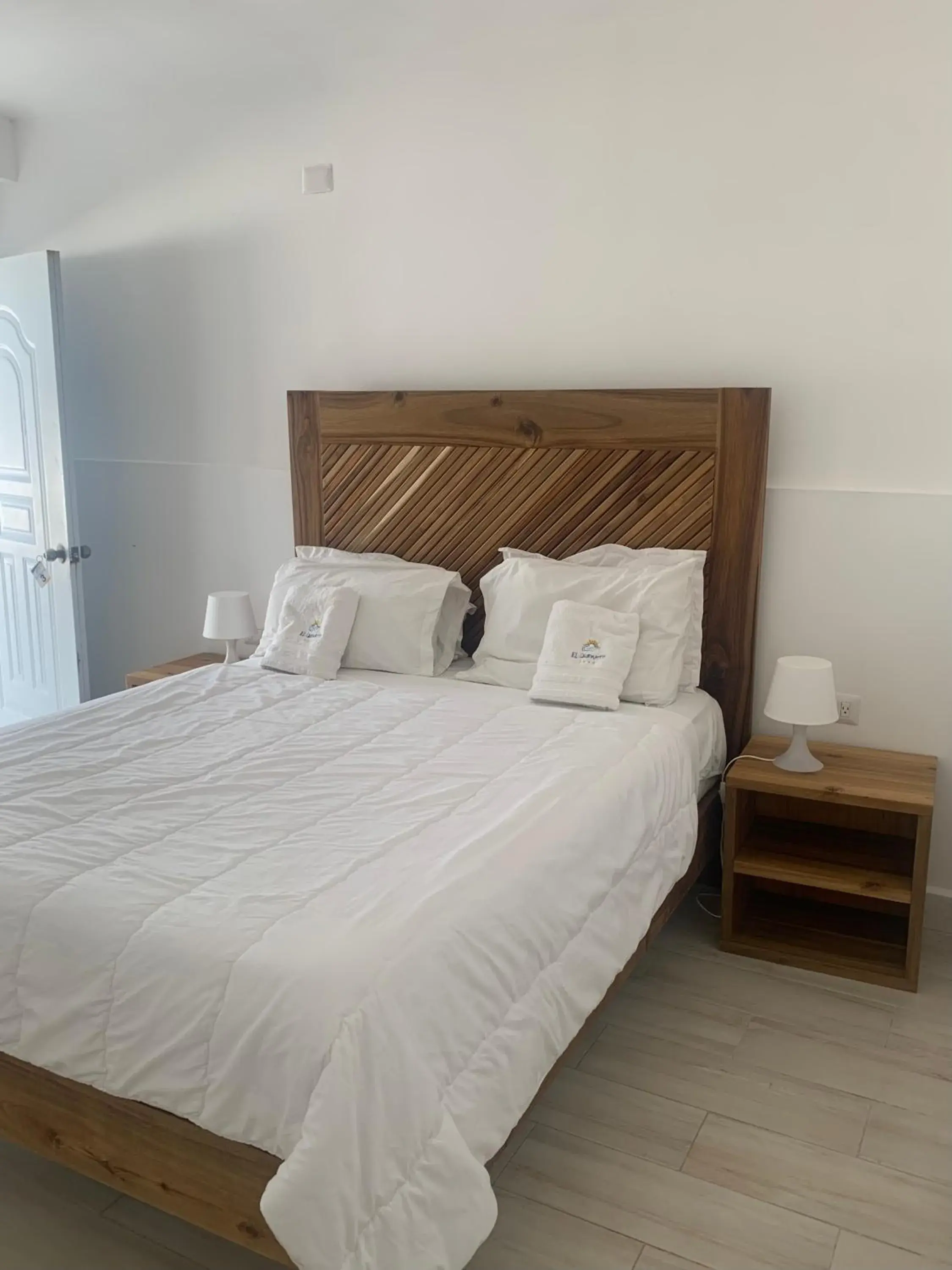 Standard Double Room in Hotel El Quemaito - Luxury Oceanfront Retreat Standard Double Room in Hotel El Quemaito - Luxury Oceanfront Retreat