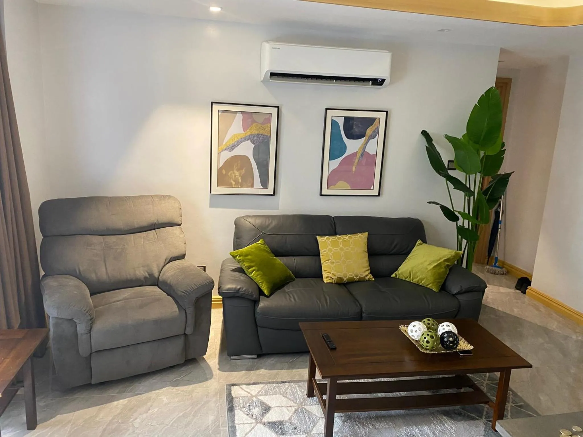 Comfortable 1 king bedroom, One Euphoria