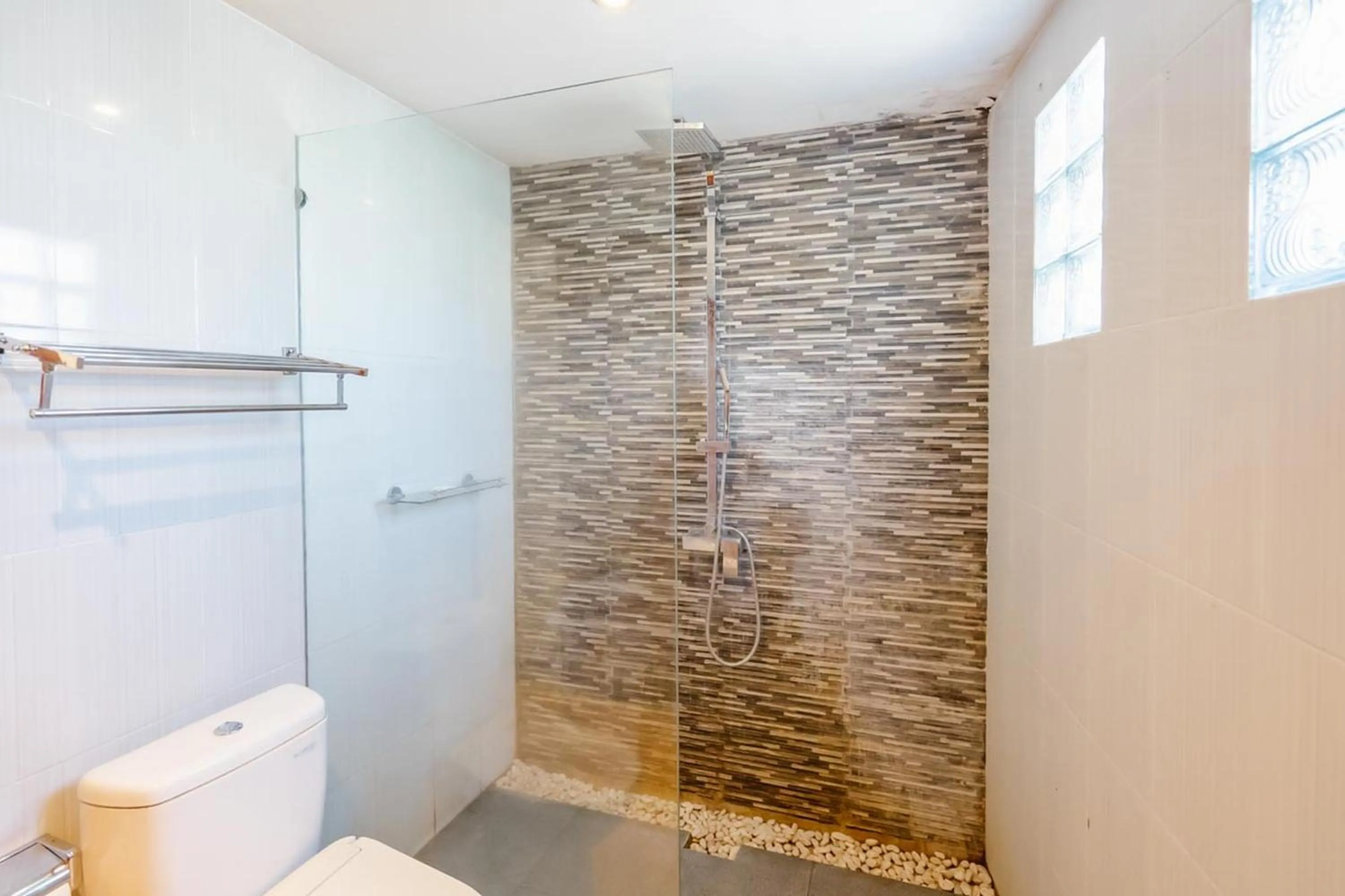 Bathroom in Dinar Hills Ungasan by The Lavana