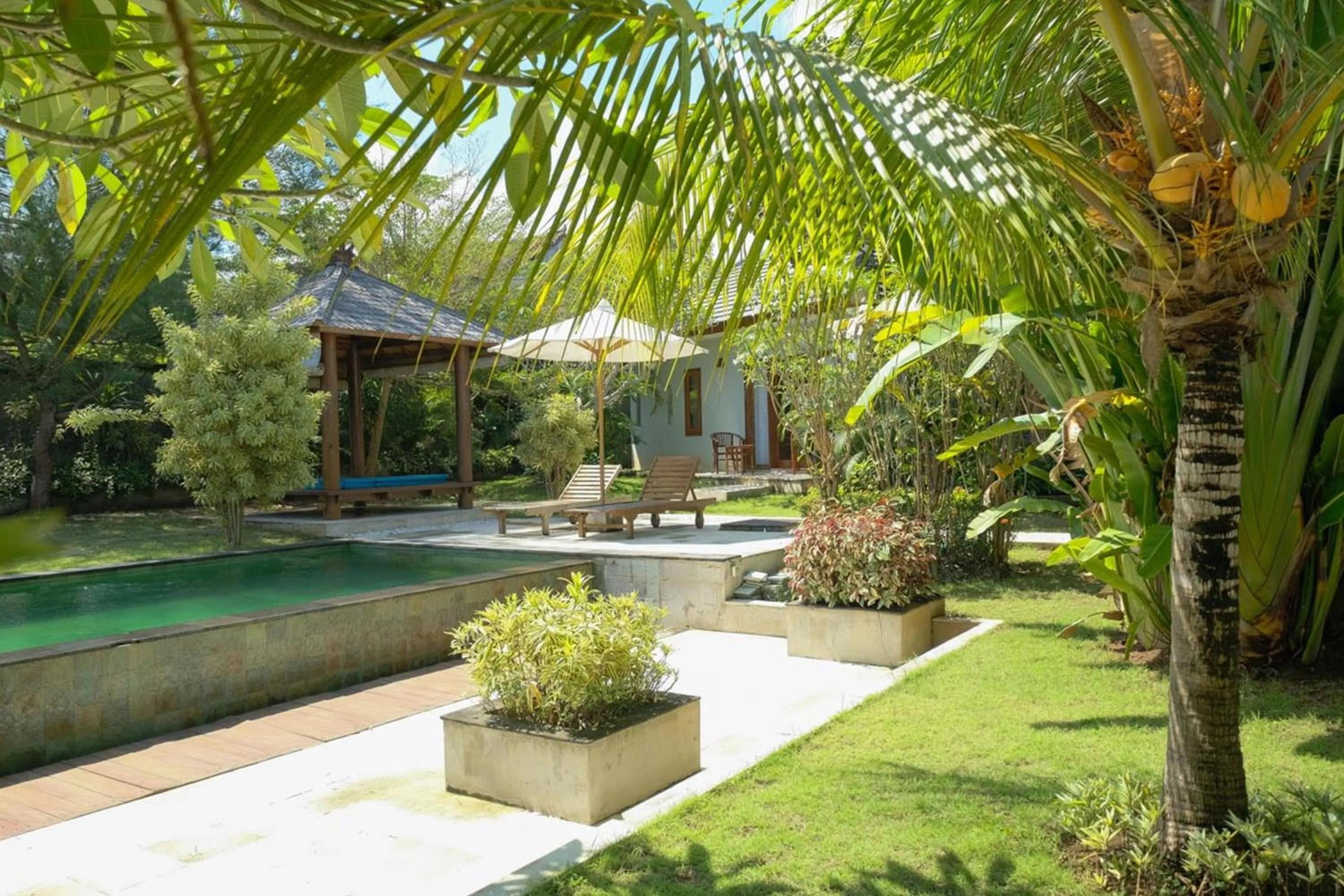 Garden in Dinar Hills Ungasan by The Lavana