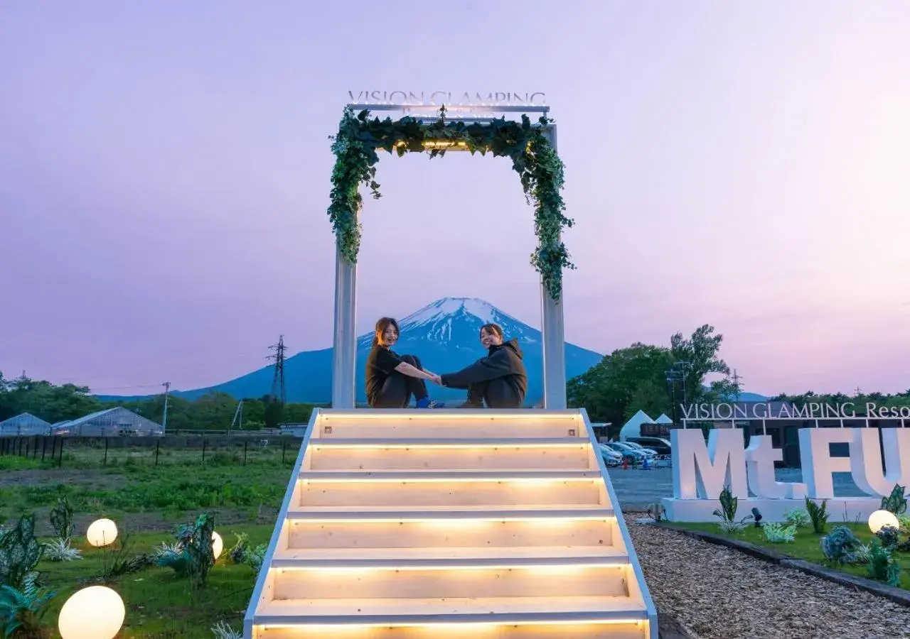 Property building in VISION GLAMPING Resort & Spa 山中湖 Property building in VISION GLAMPING Resort & Spa 山中湖