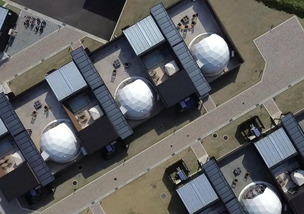 Property building in VISION GLAMPING Resort & Spa 山中湖 Property building in VISION GLAMPING Resort & Spa 山中湖