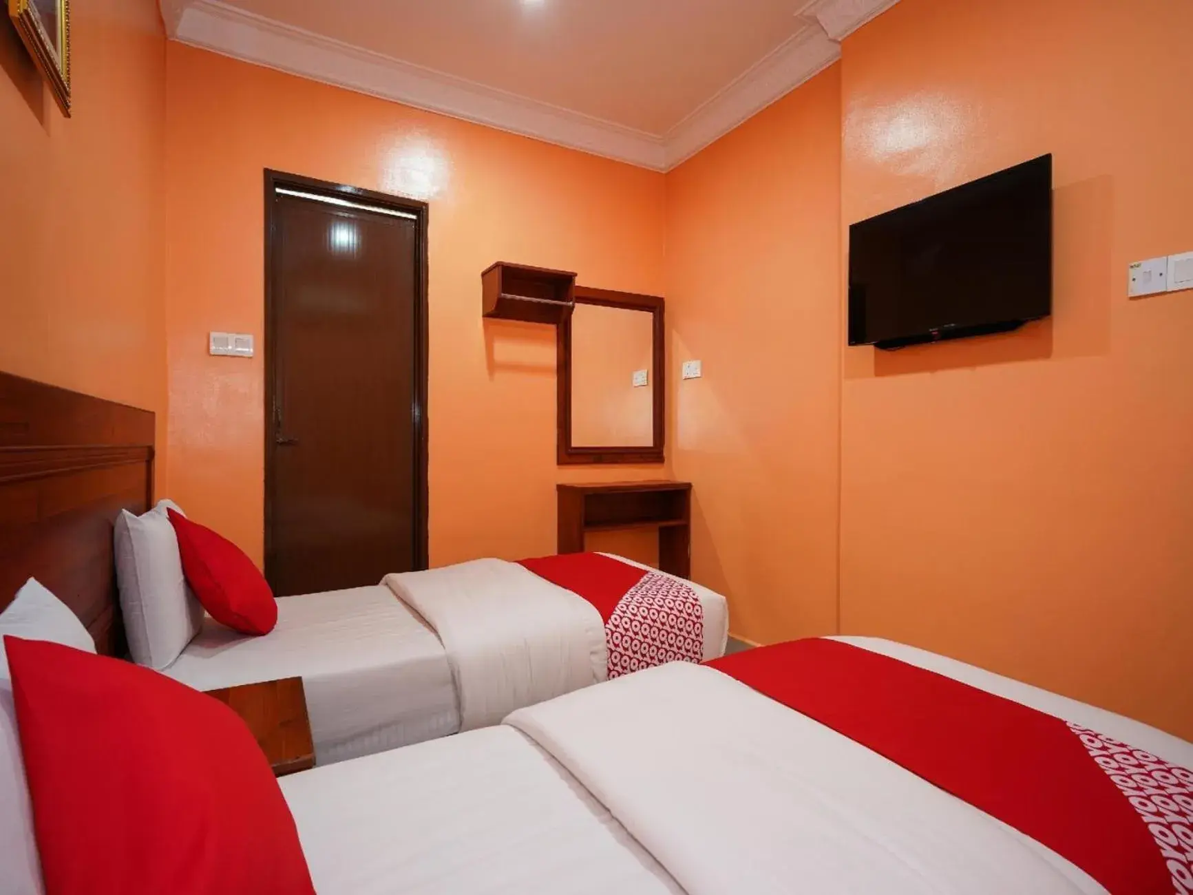 Bed in Bercam Times Inn Hotel Bed in Bercam Times Inn Hotel