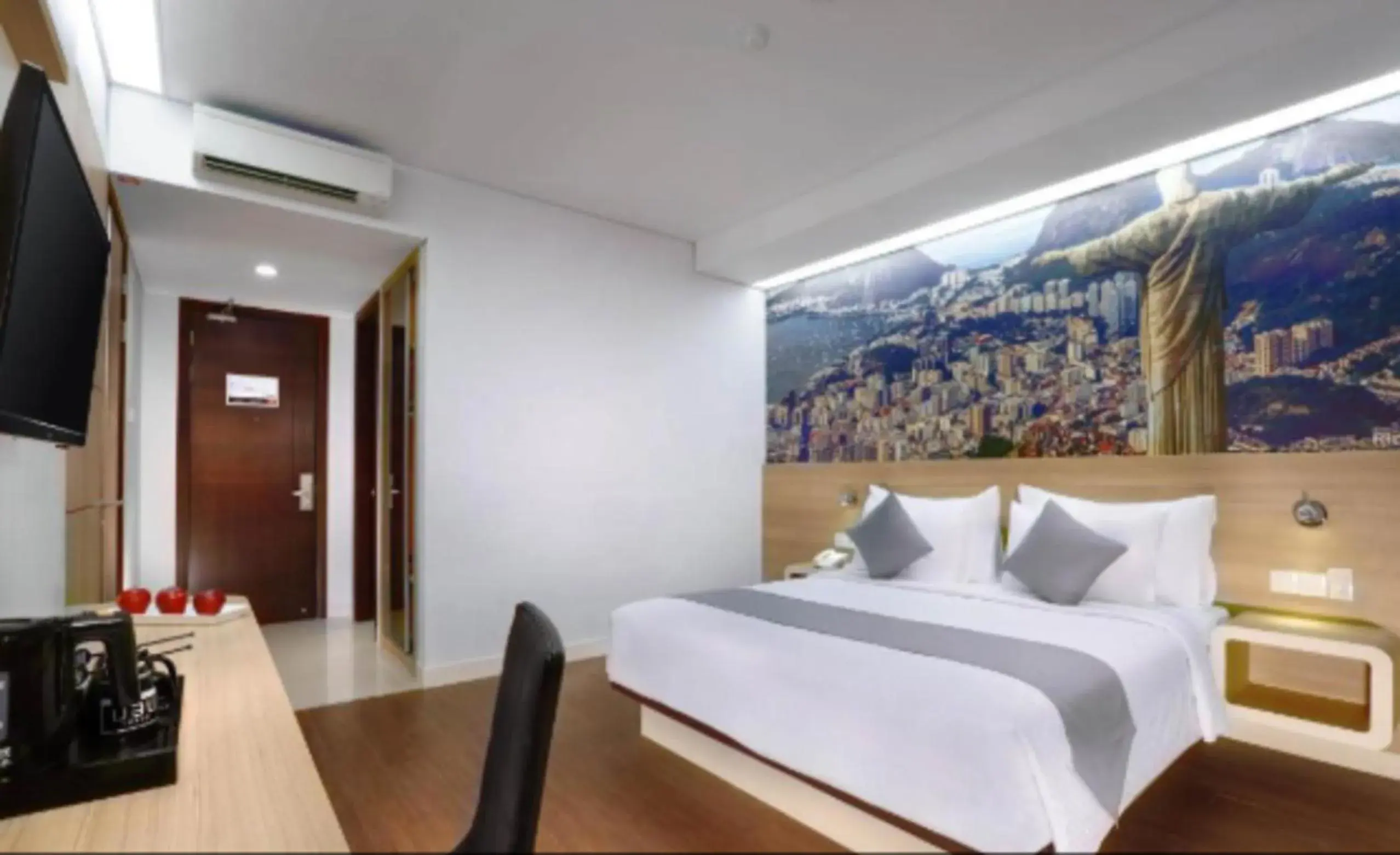 Bedroom, Bed in Hotel Neo Gubeng by ASTON Bedroom, Bed in Hotel Neo Gubeng by ASTON