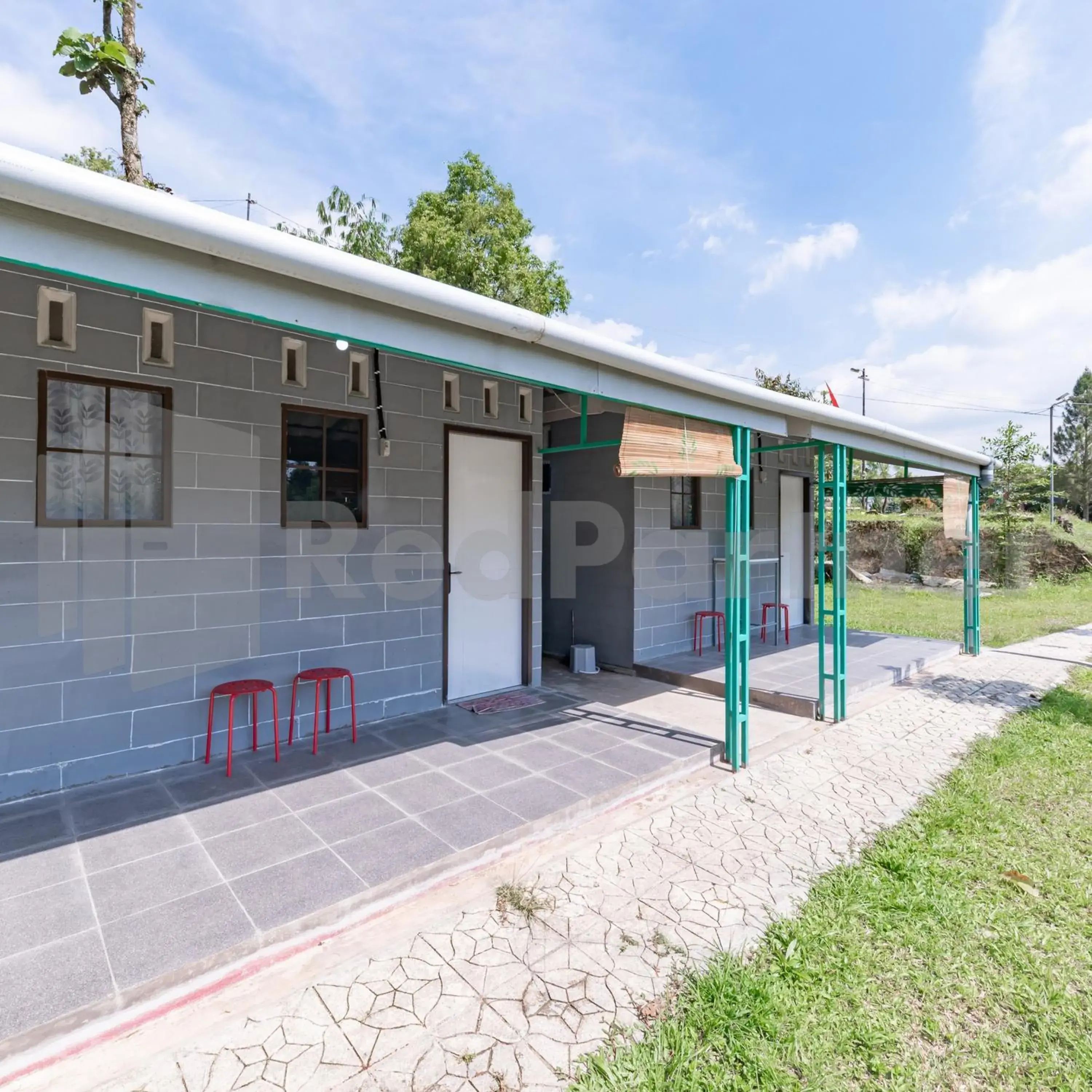 Property building in Pesona Endah Alam Hijau Wanayasa RedPartner Property building in Pesona Endah Alam Hijau Wanayasa RedPartner