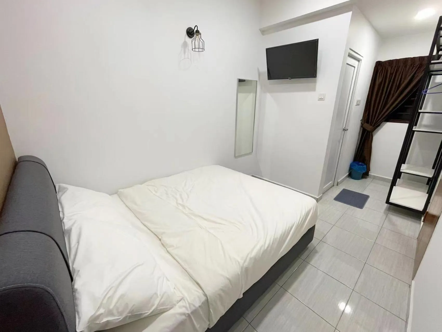 Photo of the whole room, Bed in Gemilang Hotel Klang