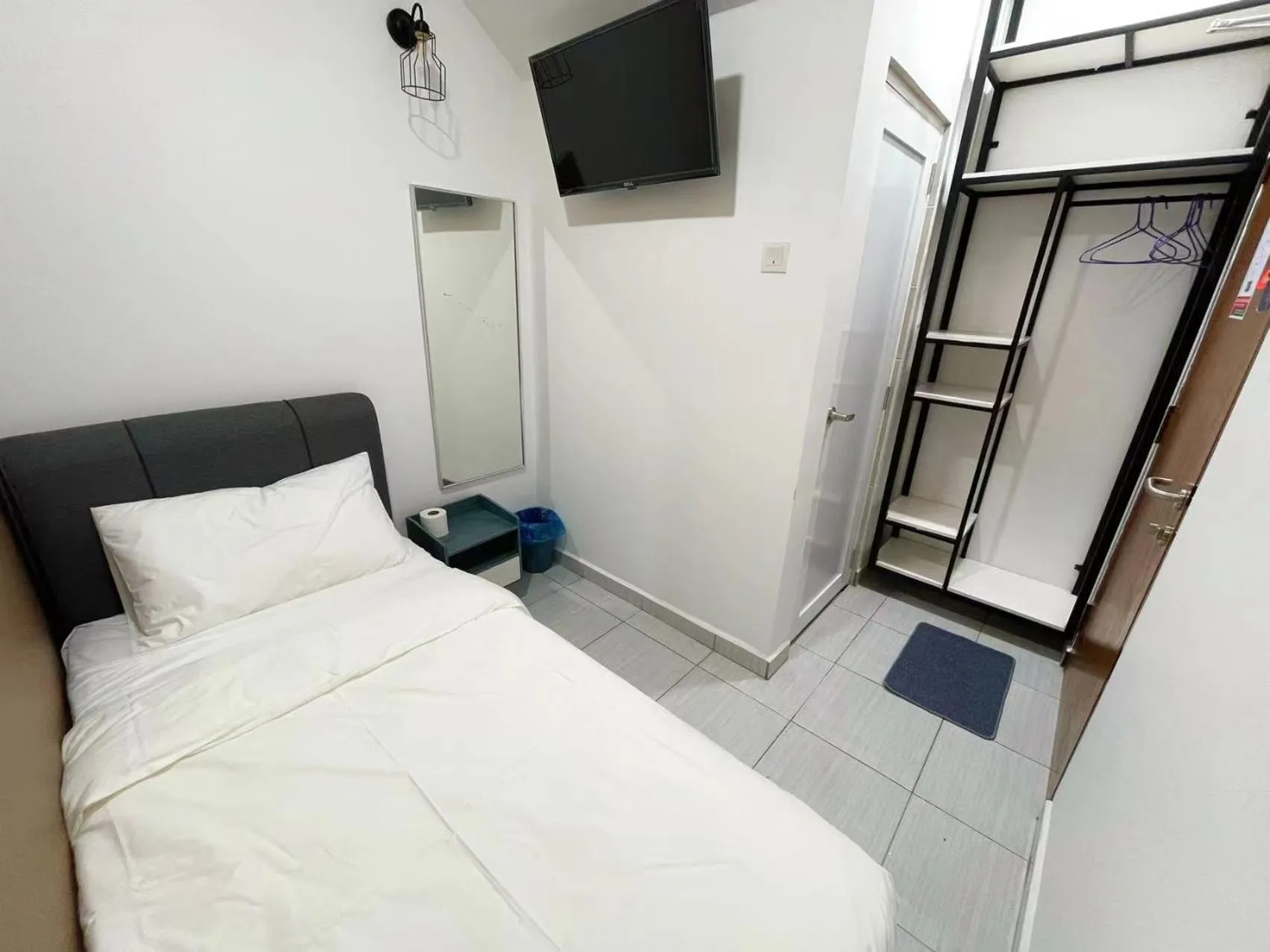 Photo of the whole room, Bed in Gemilang Hotel Klang