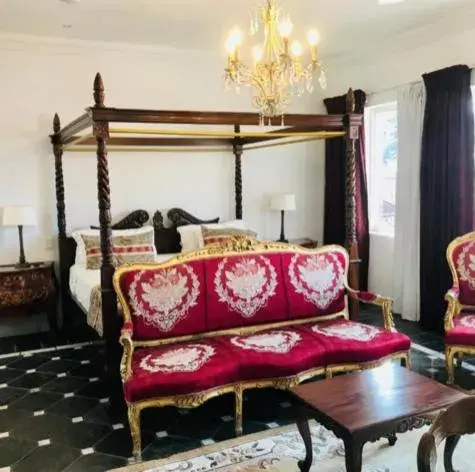 Deluxe Apartment in Waterkloof Mansion Boutique Hotel Deluxe Apartment in Waterkloof Mansion Boutique Hotel