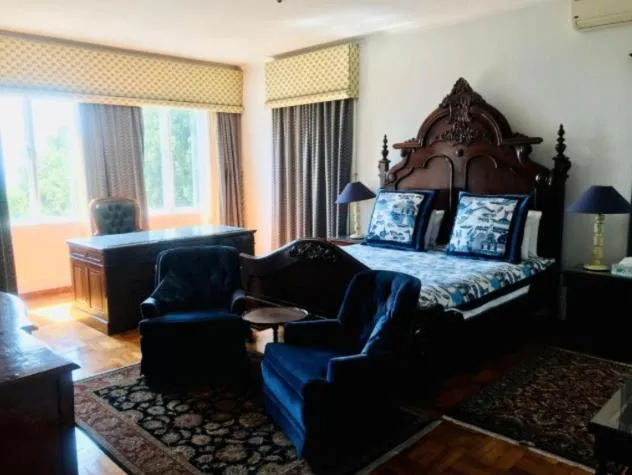 Deluxe King Suite in Waterkloof Mansion Boutique Hotel