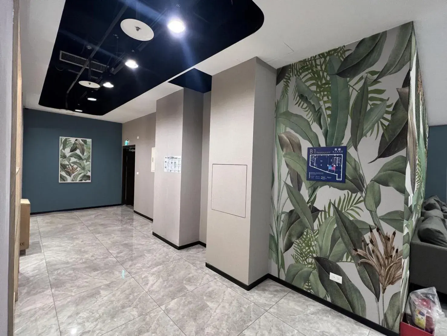 Restaurant/places to eat in Benz Hotel Restaurant/places to eat in Benz Hotel