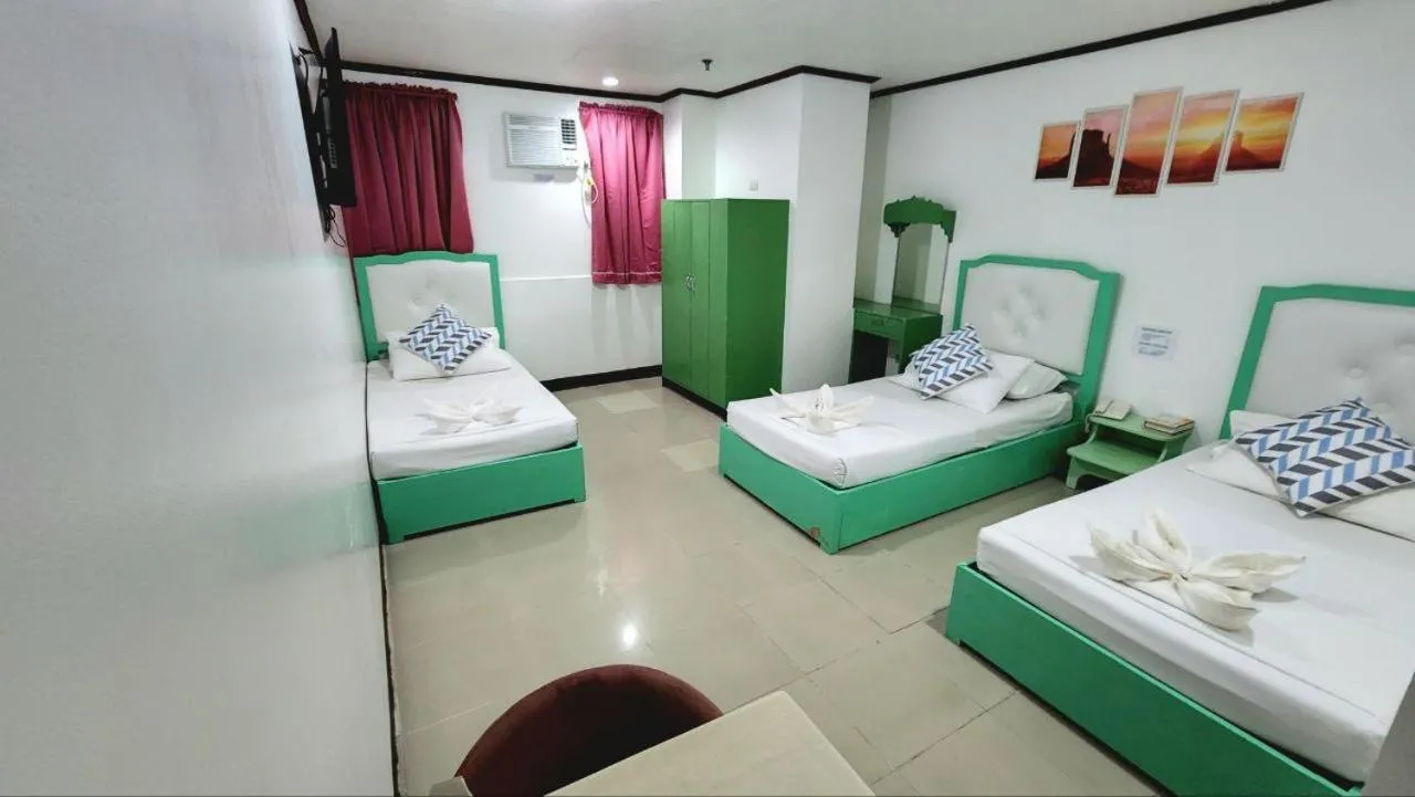 Bed in Demiren Hotel