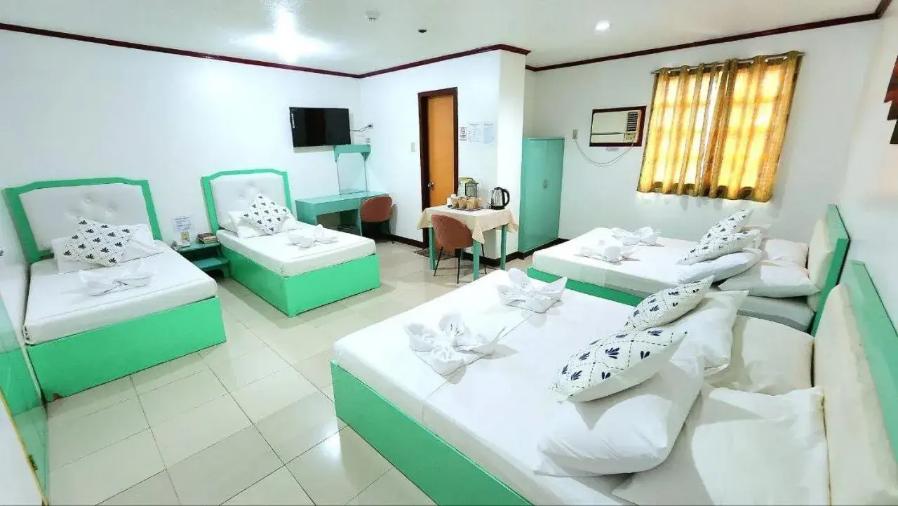 Family Room in Demiren Hotel Family Room in Demiren Hotel