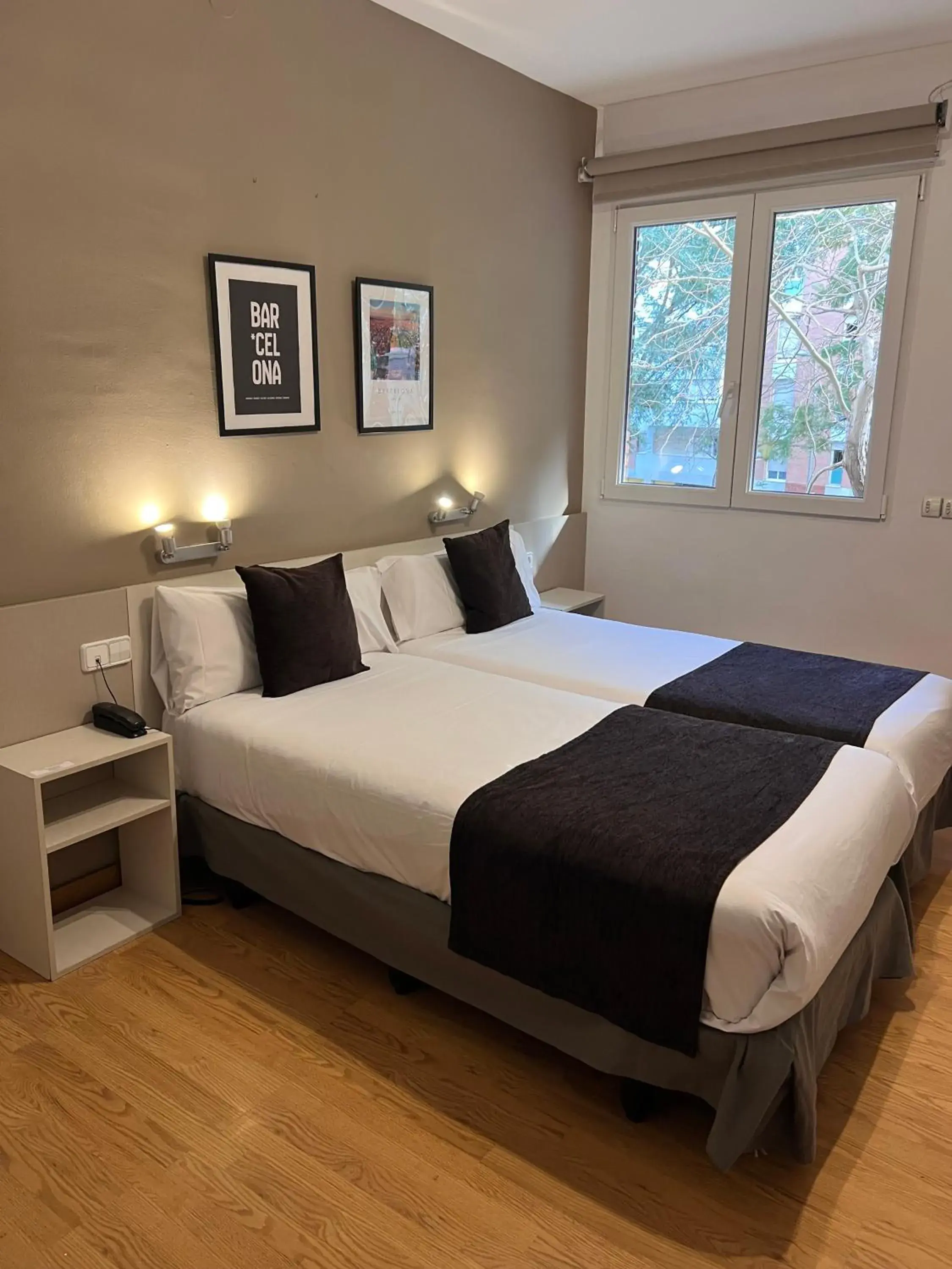 Bedroom, Bed in Hotel Travessera Bedroom, Bed in Hotel Travessera