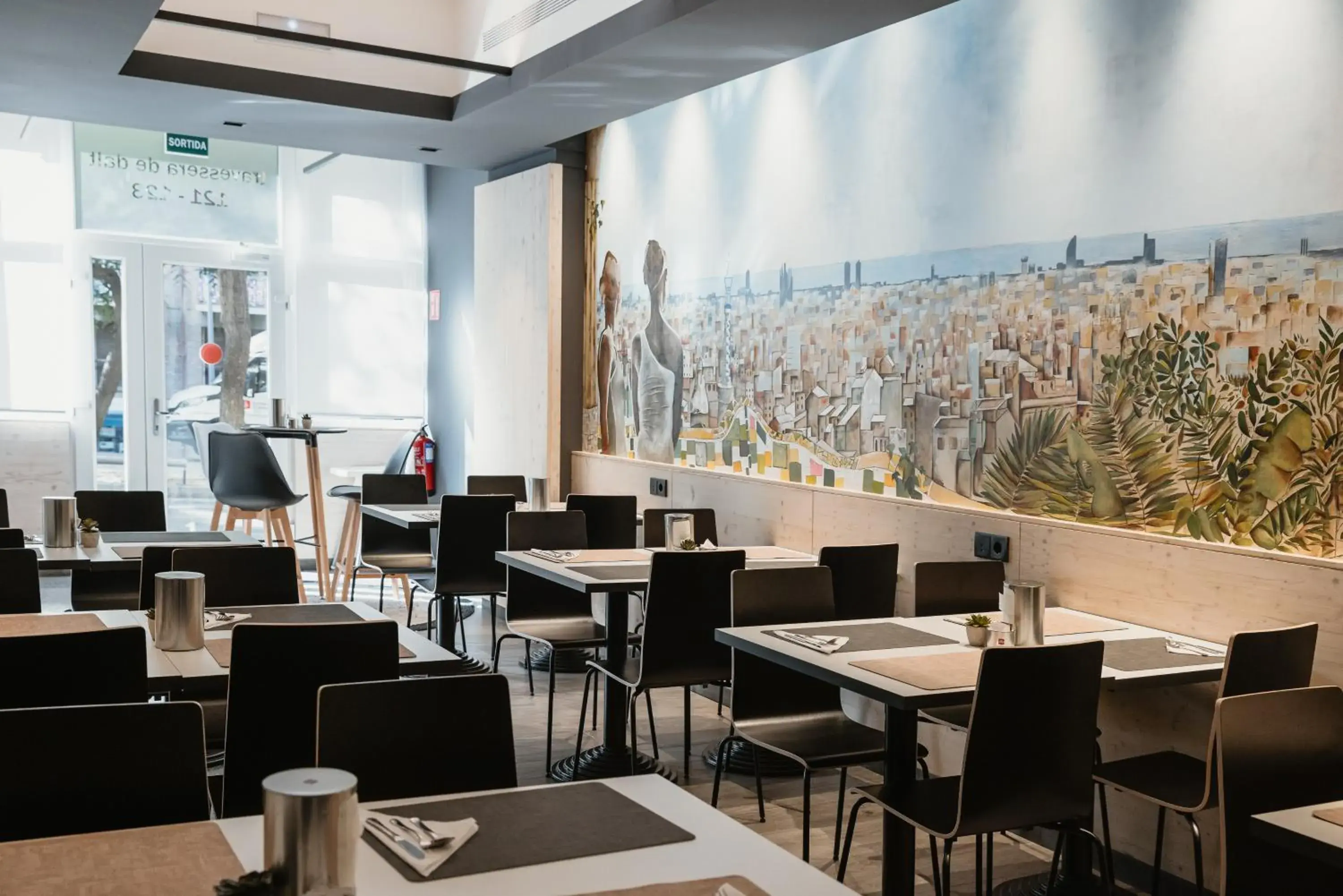 Restaurant/places to eat in Hotel Travessera Restaurant/places to eat in Hotel Travessera