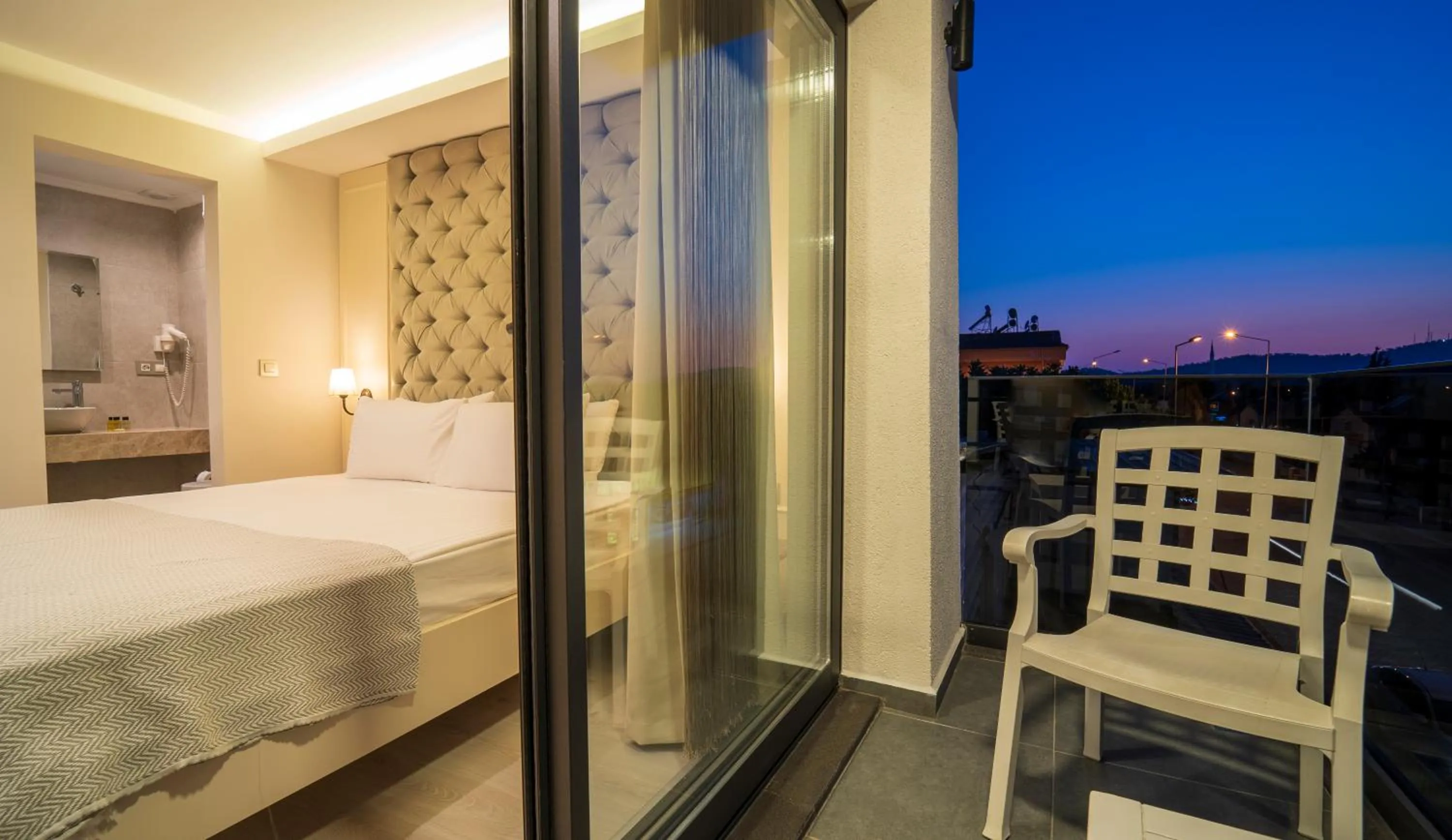 View (from property/room) in Rooms365