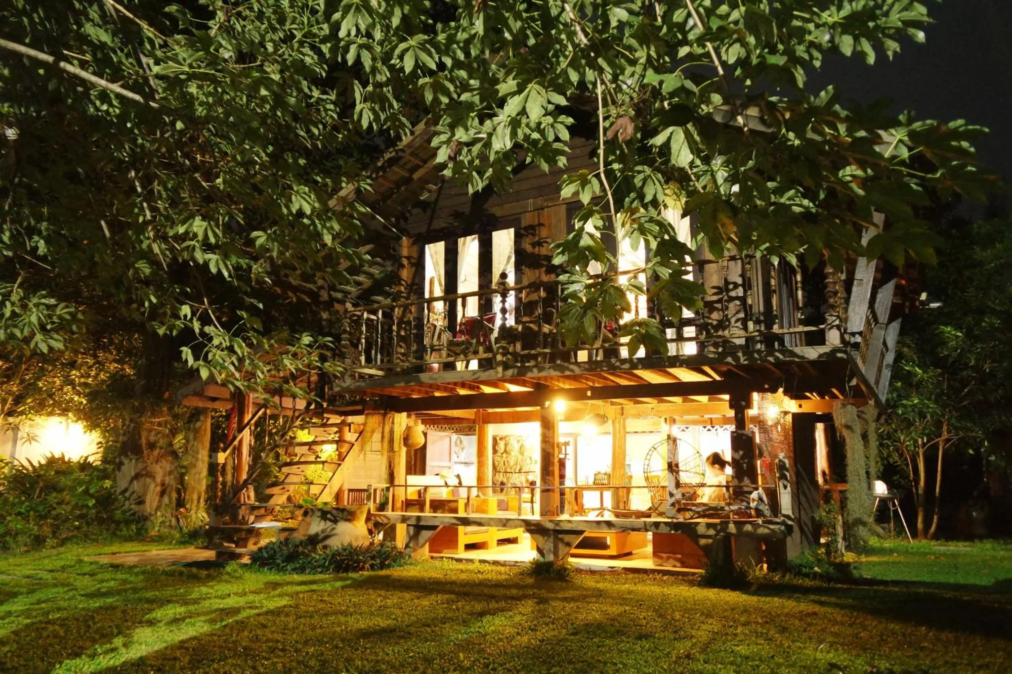 Night in Rice Barn And Rooms