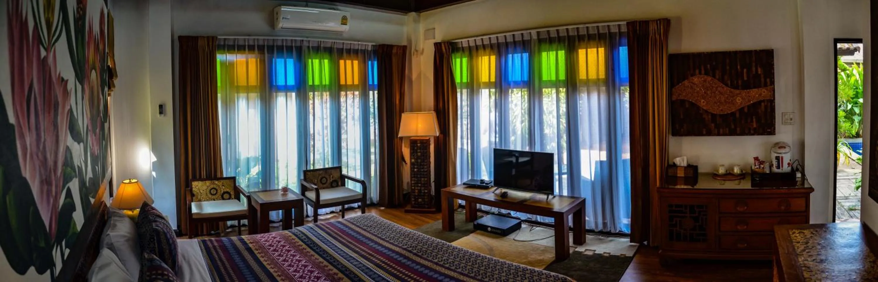 TV and multimedia in Rice Barn And Rooms