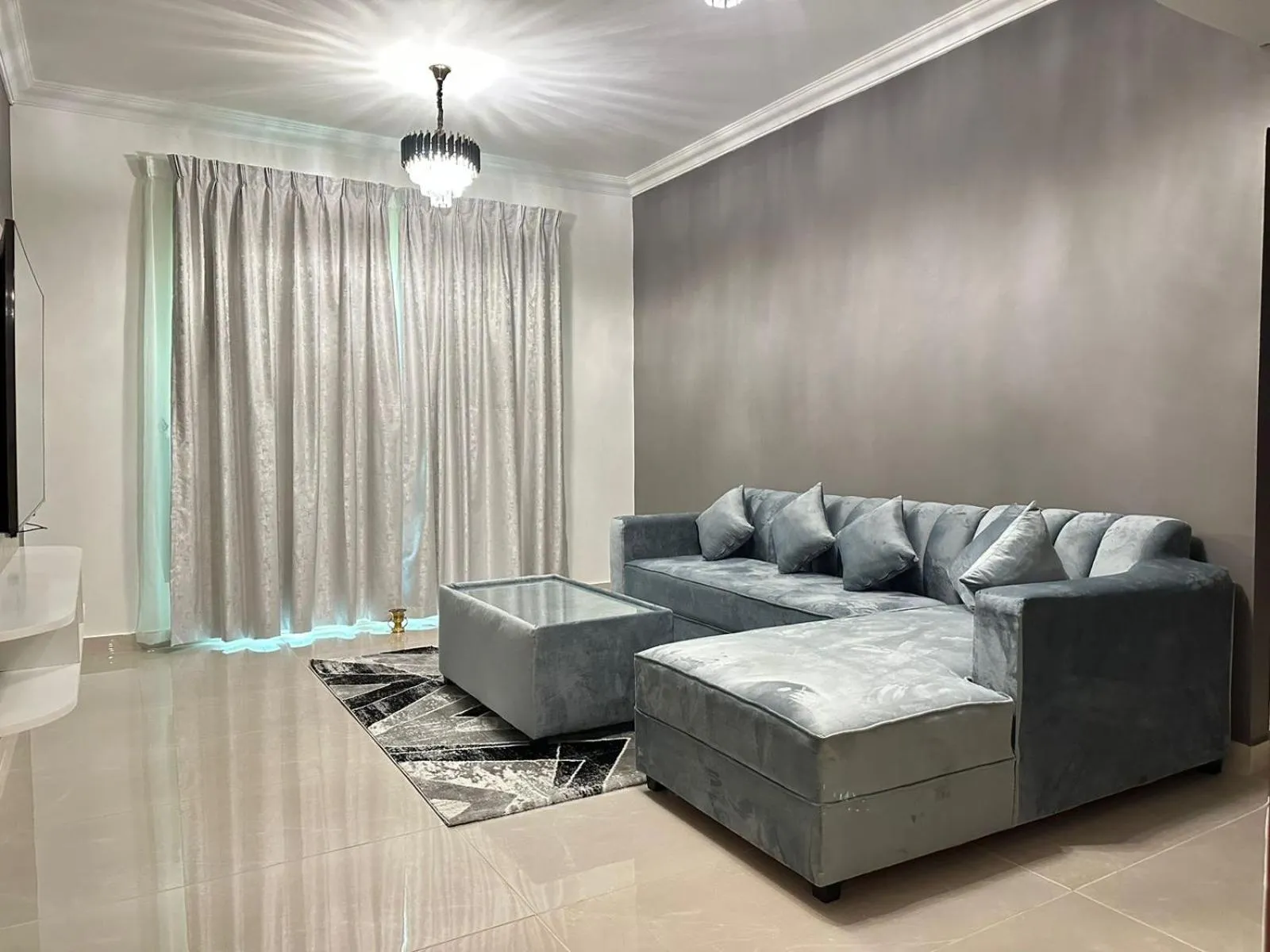 Living room in Sea Shore Hotel Apartment Khorfakkan