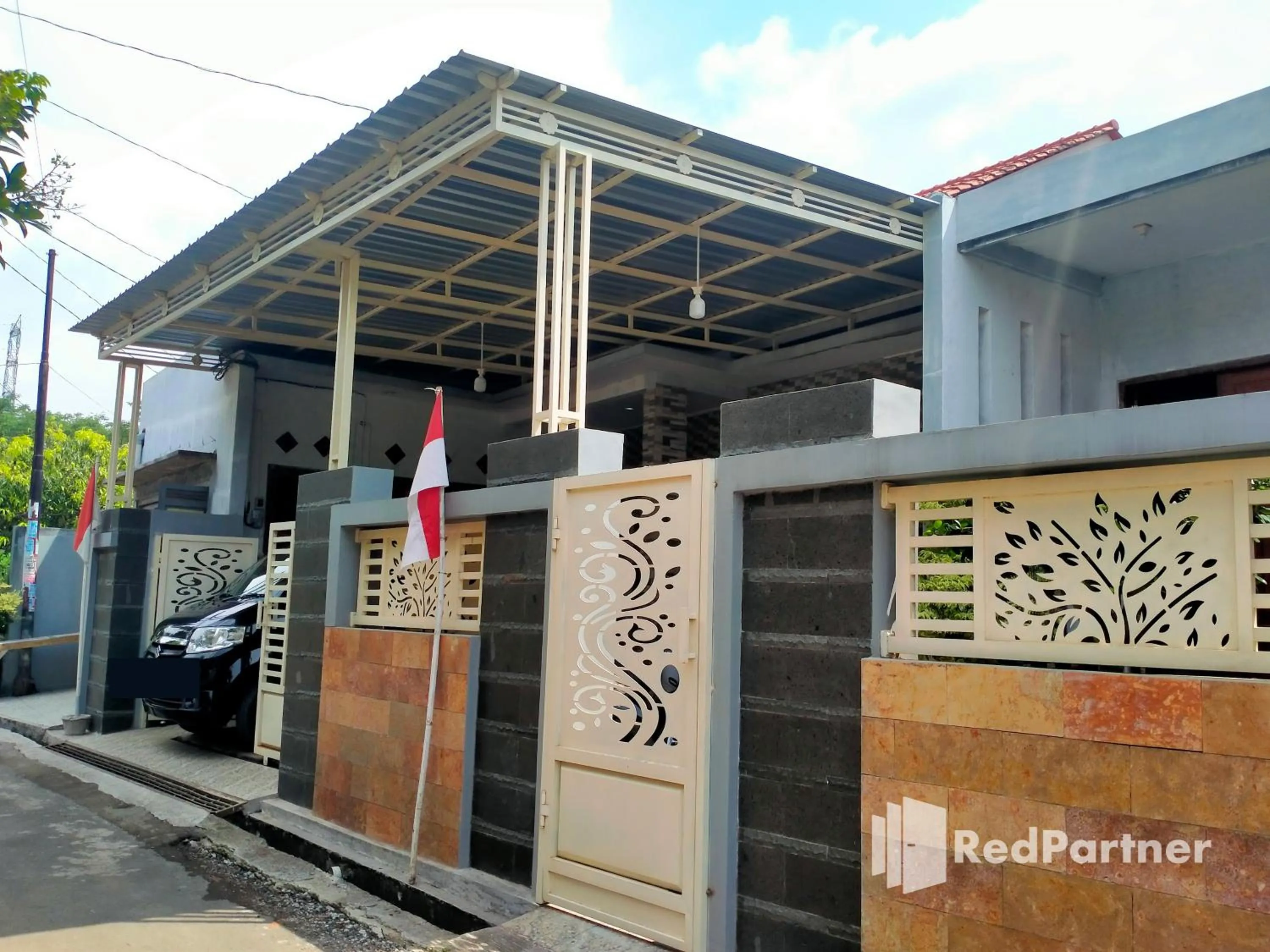 Property building in Navisha Guest House Syariah near Exit Tol Batang RedPartner