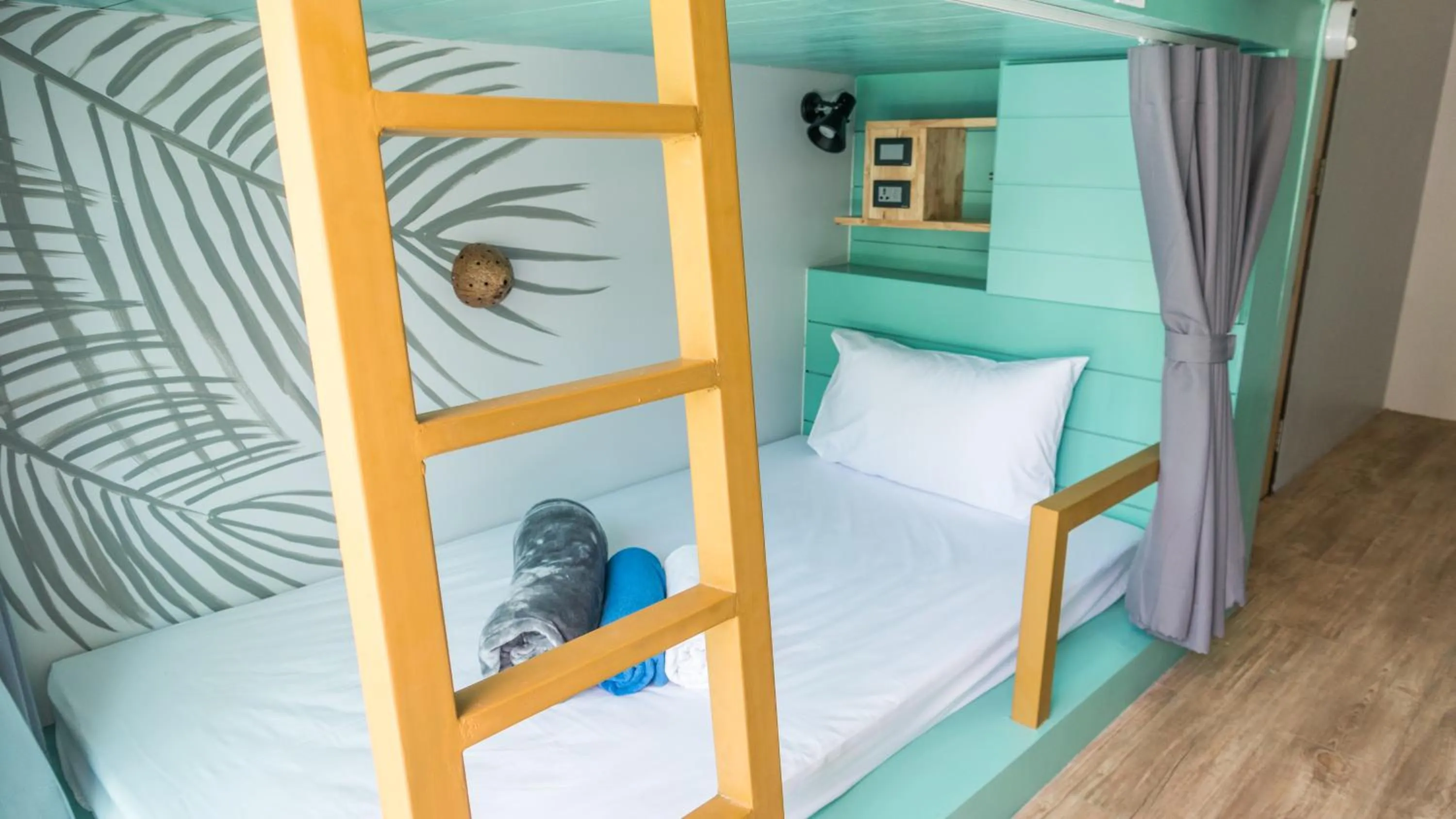 Bedroom, Bed in The Snug Airportel - Phuket Airport