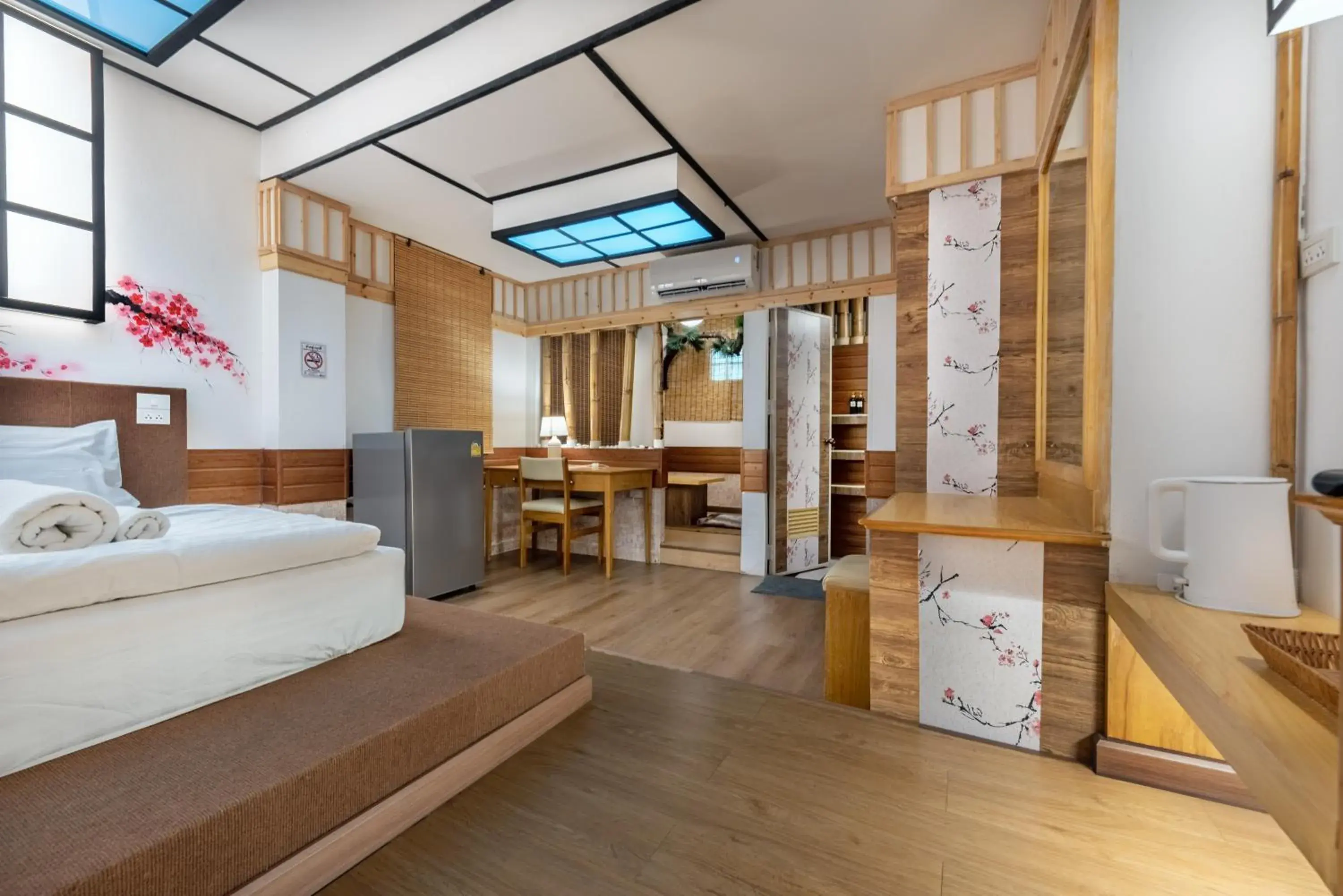 Standard Double Room in โรงแรมชิบะรูม นครราชสีมา เซ็นทรัลโคราช Standard Double Room in โรงแรมชิบะรูม นครราชสีมา เซ็นทรัลโคราช