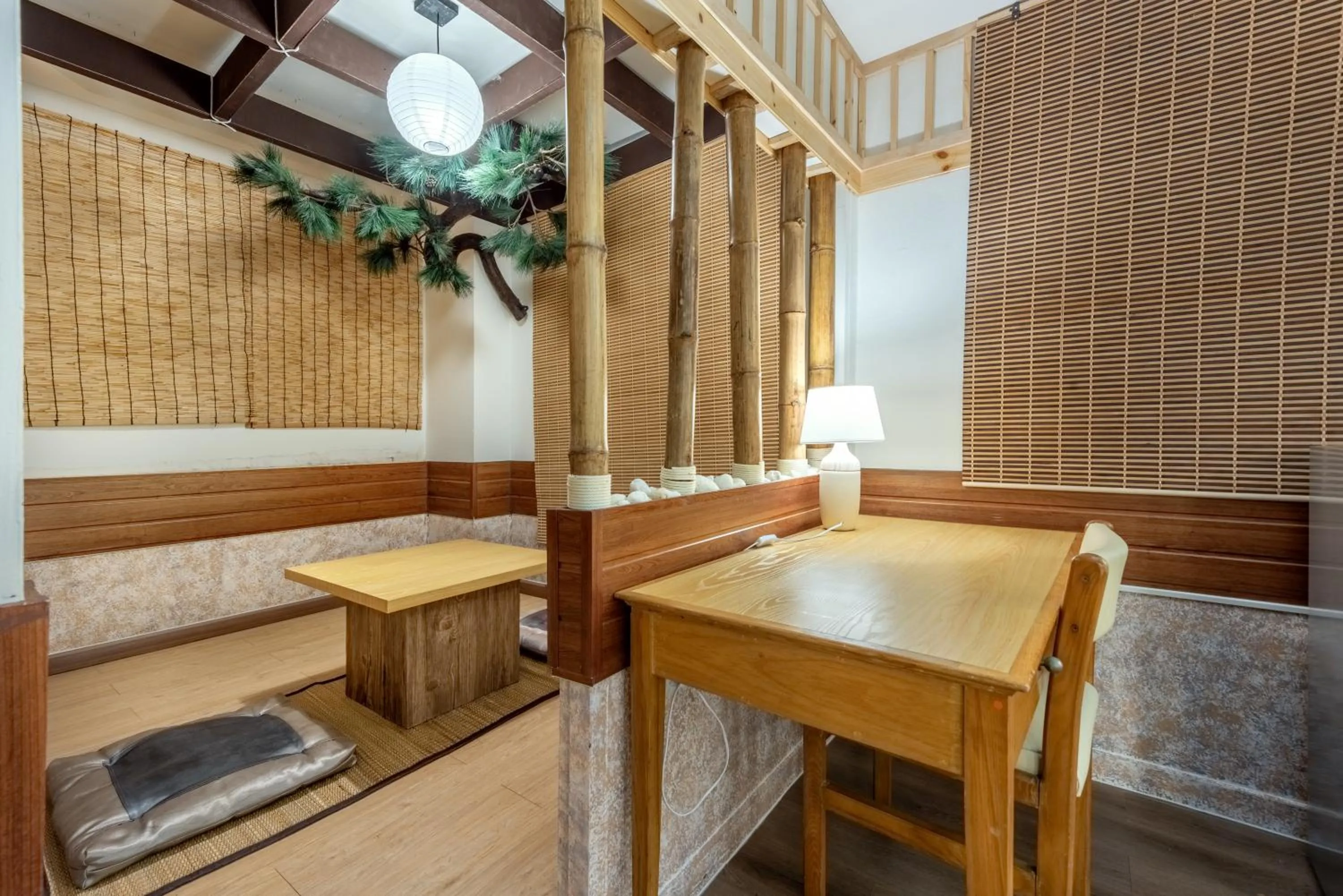 Seating area in โรงแรมชิบะรูม นครราชสีมา เซ็นทรัลโคราช