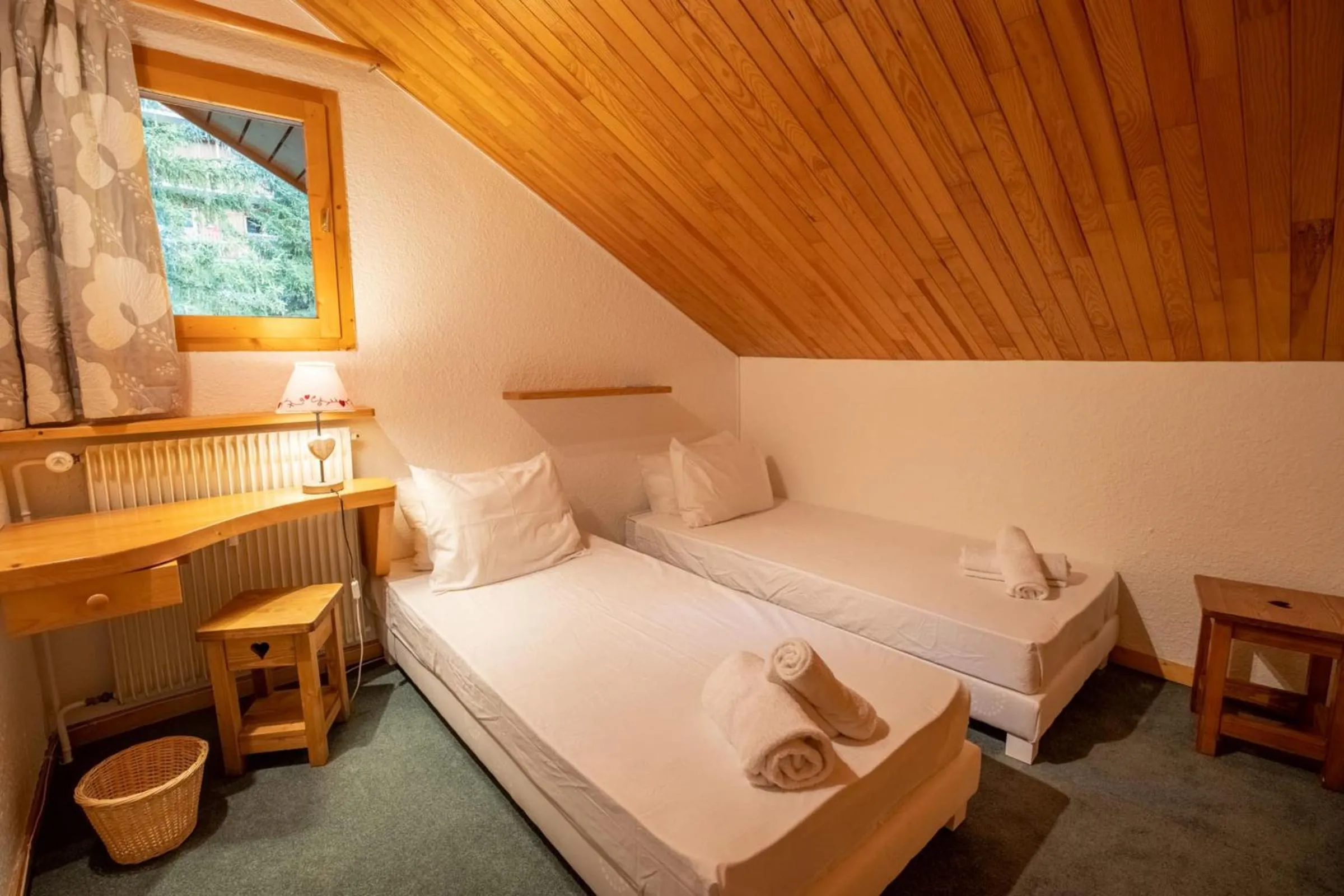 Bed in Carlines E19