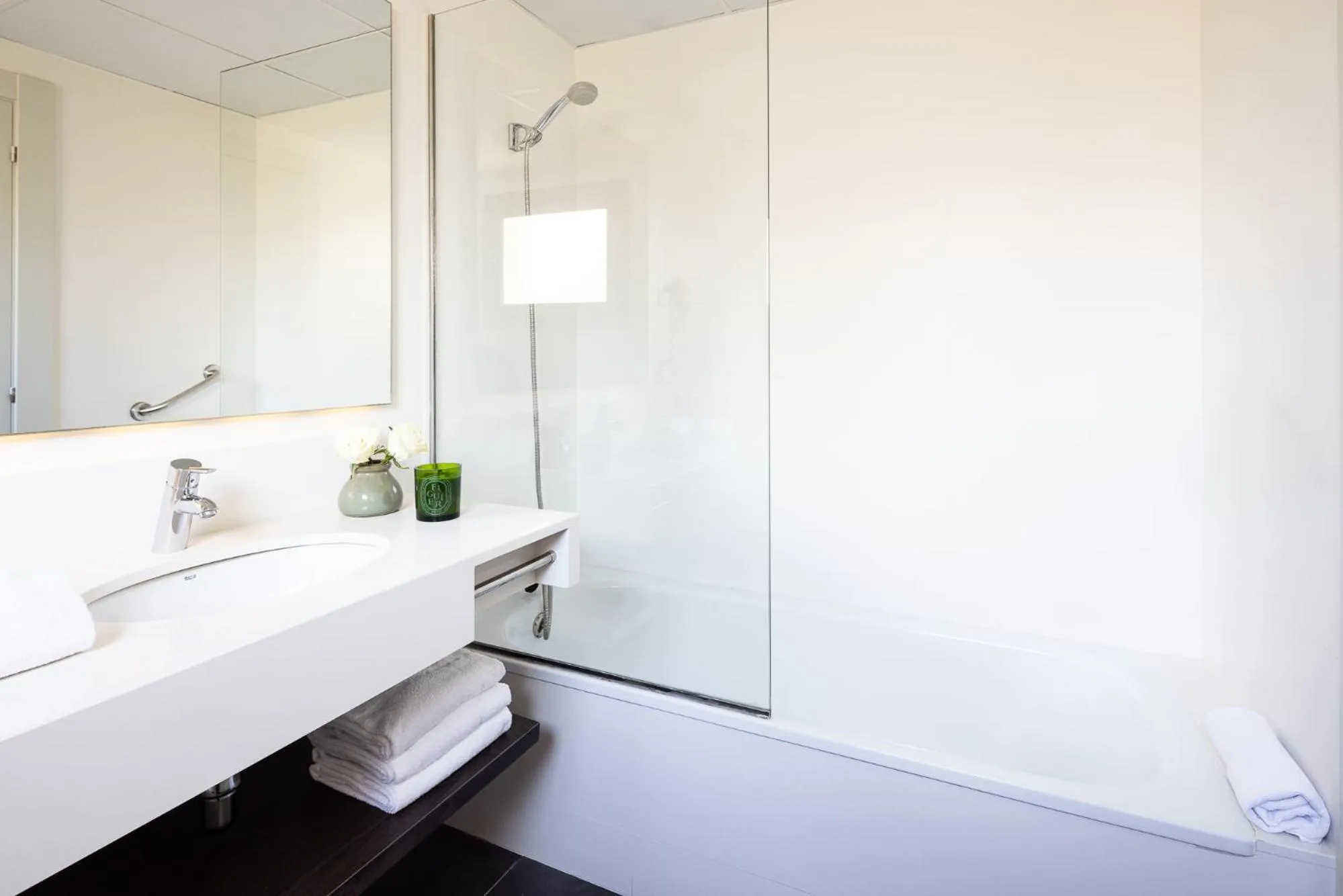 Bathroom in Arc La Rambla