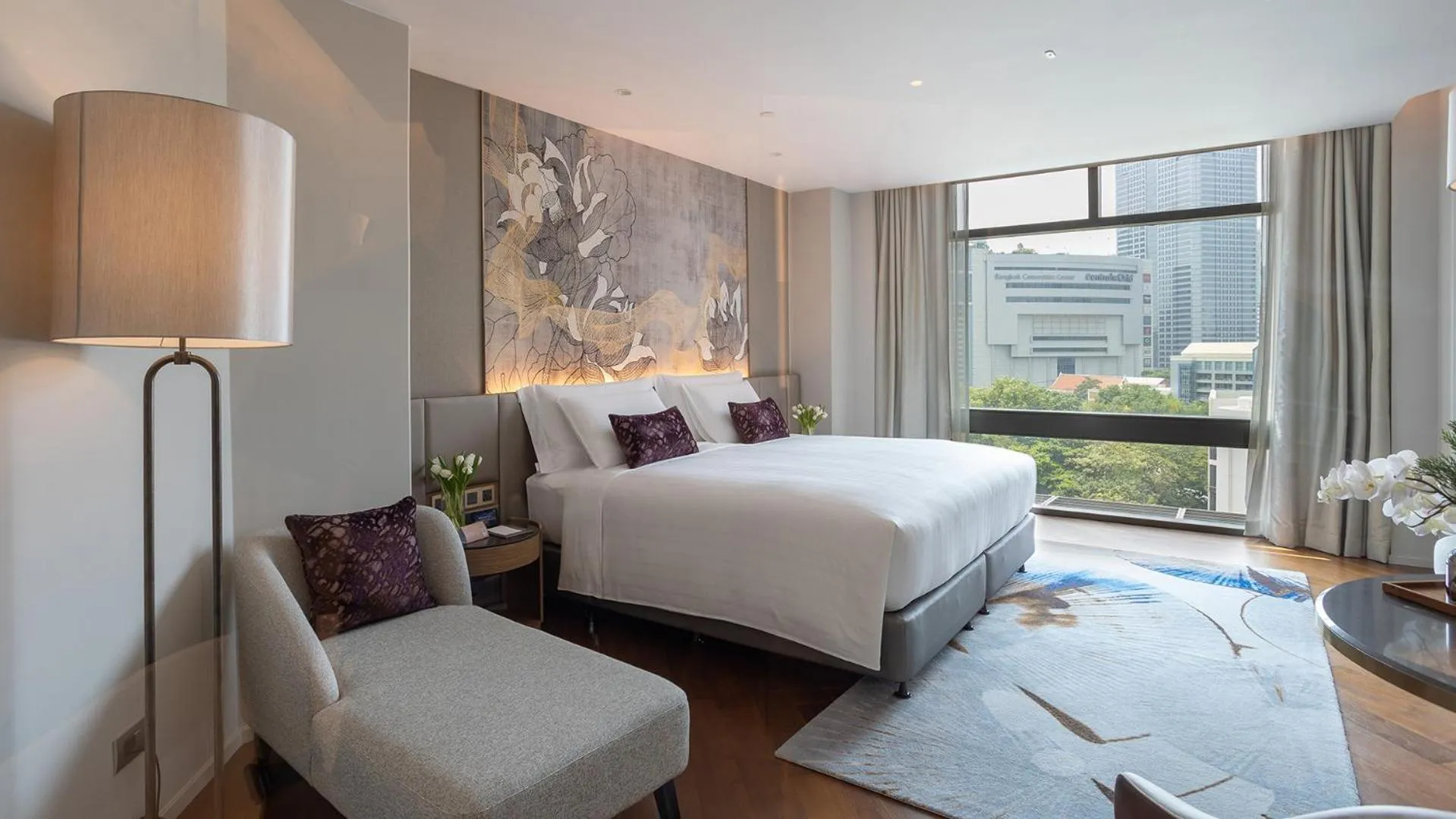 Bedroom, Bed in Chatrium Grand Bangkok